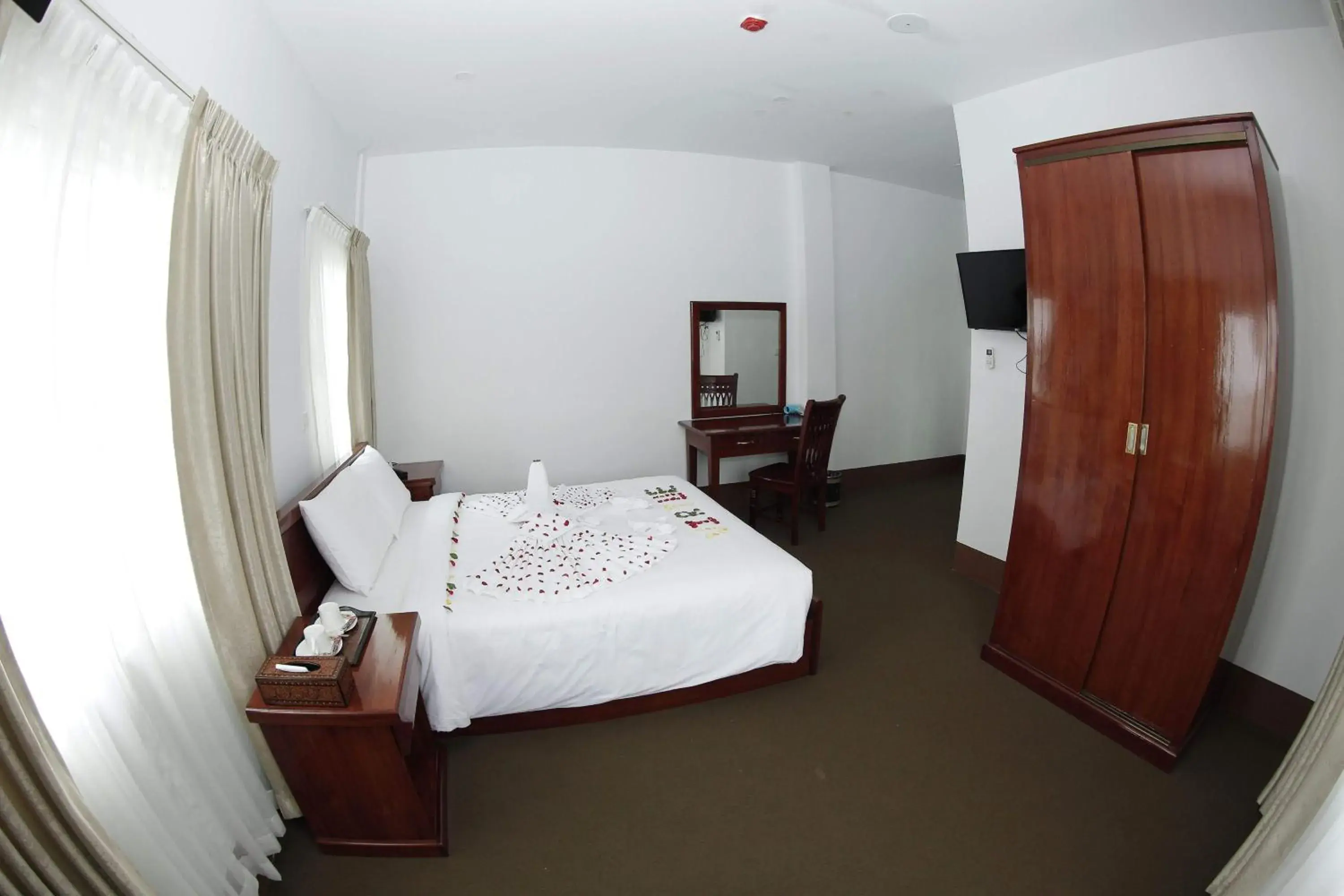 Bedroom, Bed in Virtue Highland Hotel Bedroom, Bed in Virtue Highland Hotel