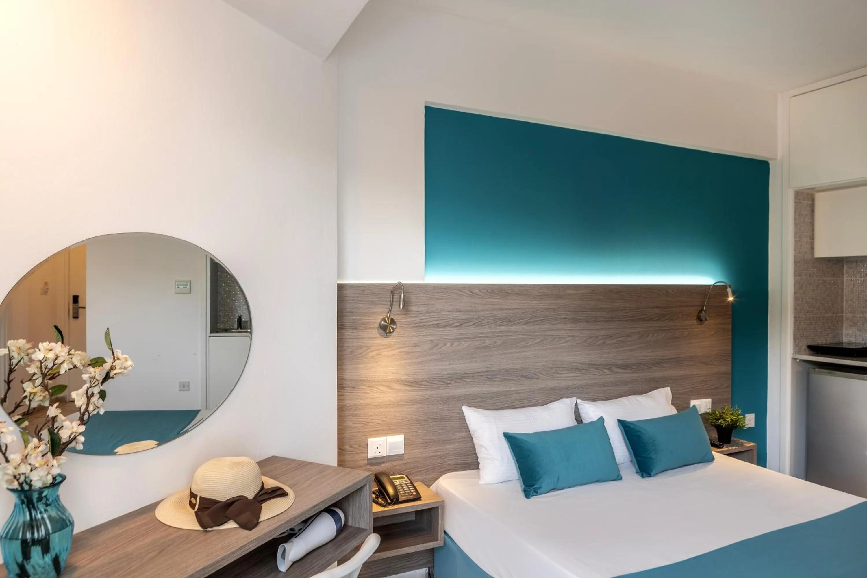 Bed in Lantiana Gardens ApartHotel