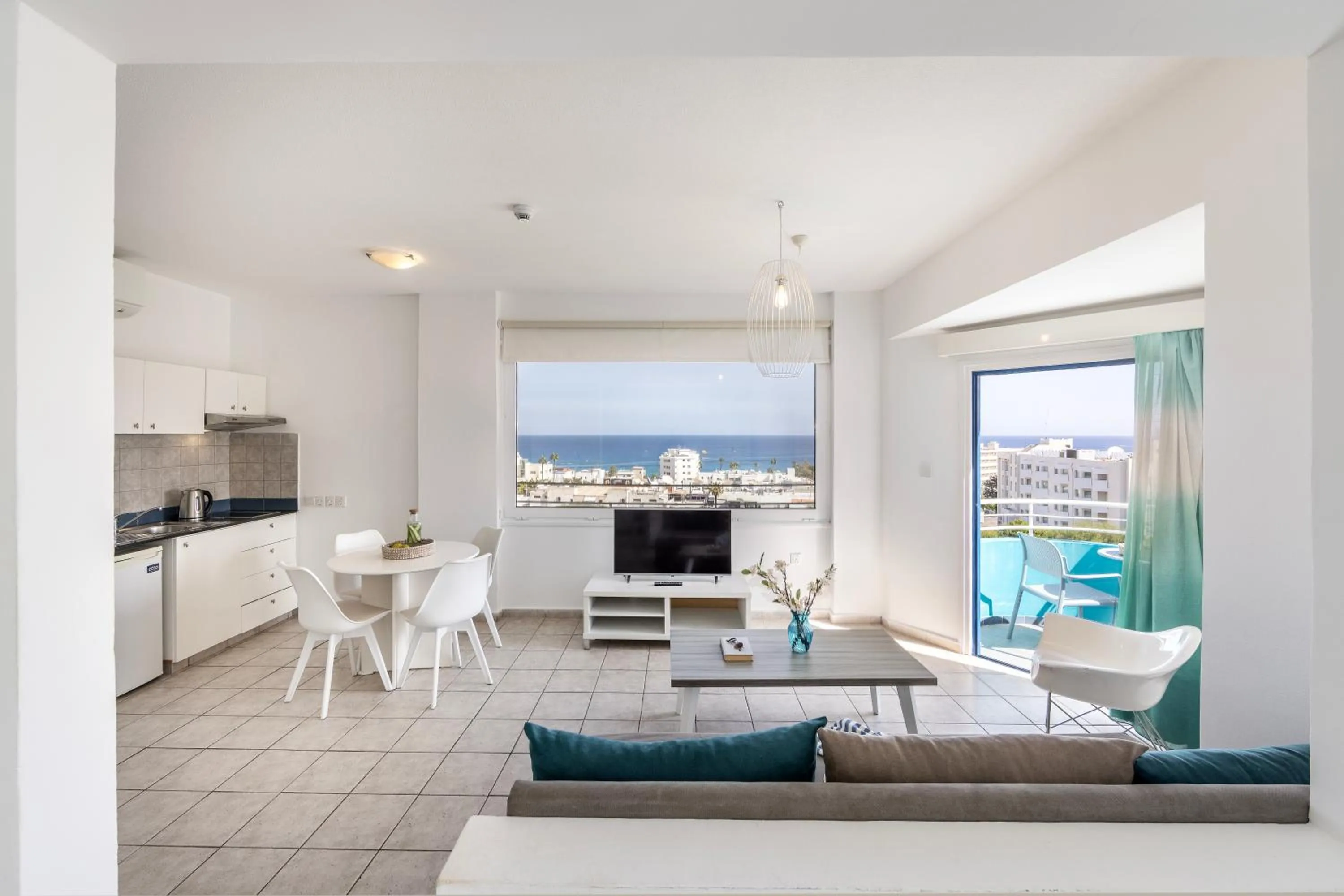 Lantiana Gardens ApartHotel