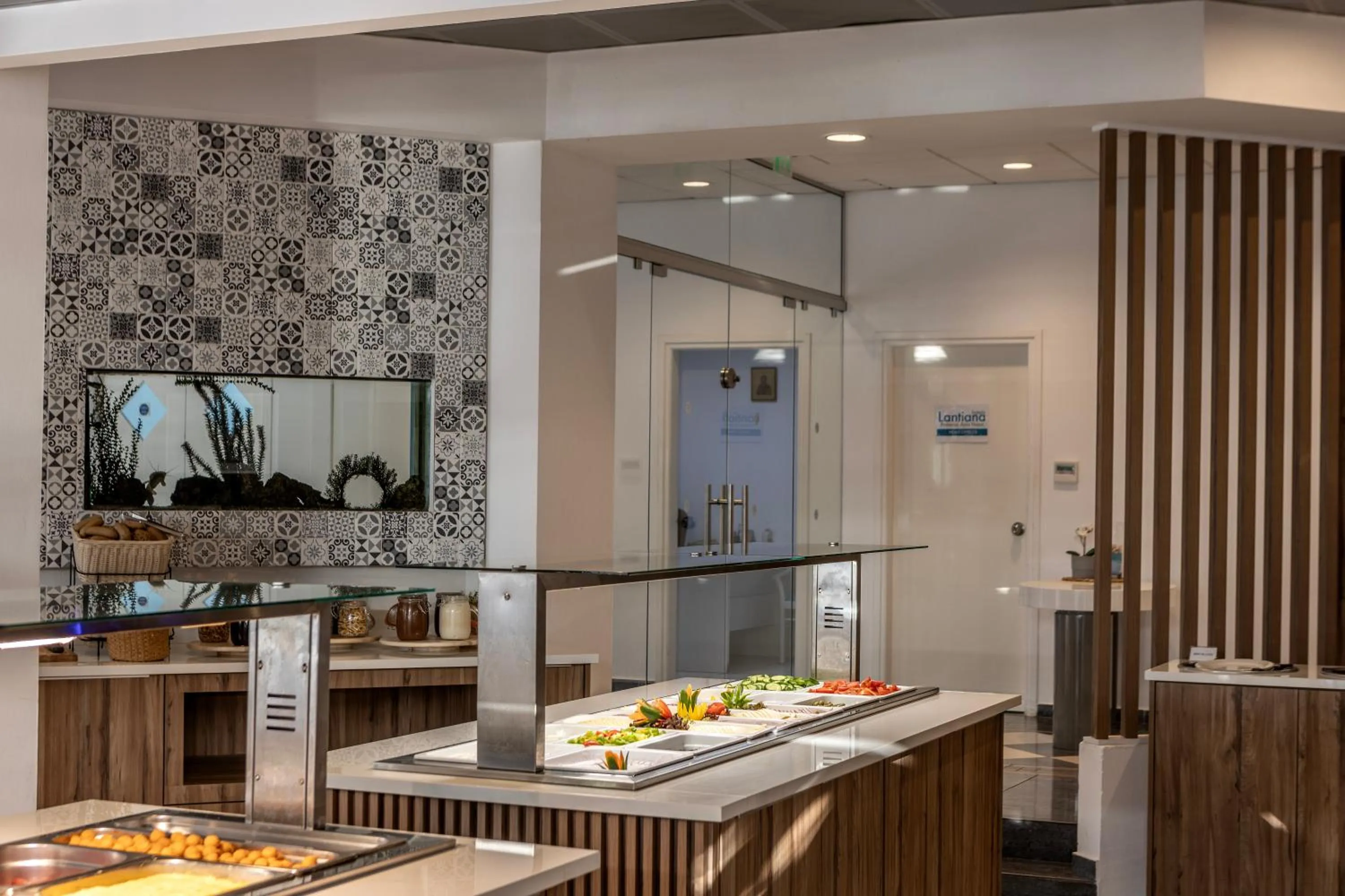 Lantiana Gardens ApartHotel