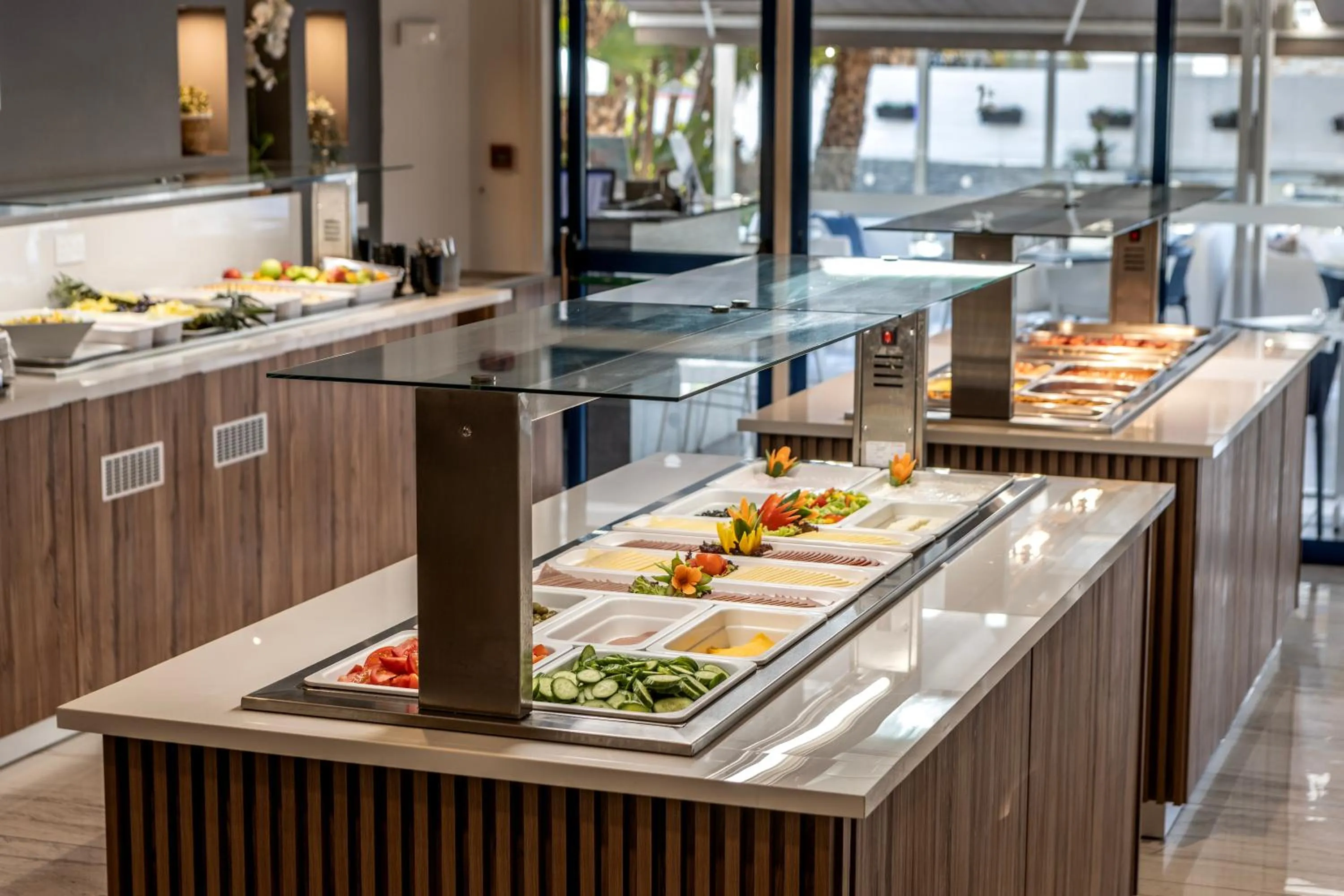 Lantiana Gardens ApartHotel