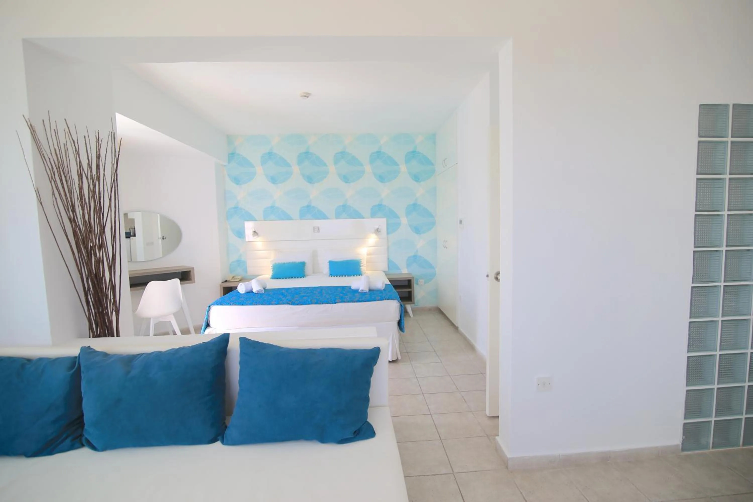 Bed in Lantiana Gardens ApartHotel