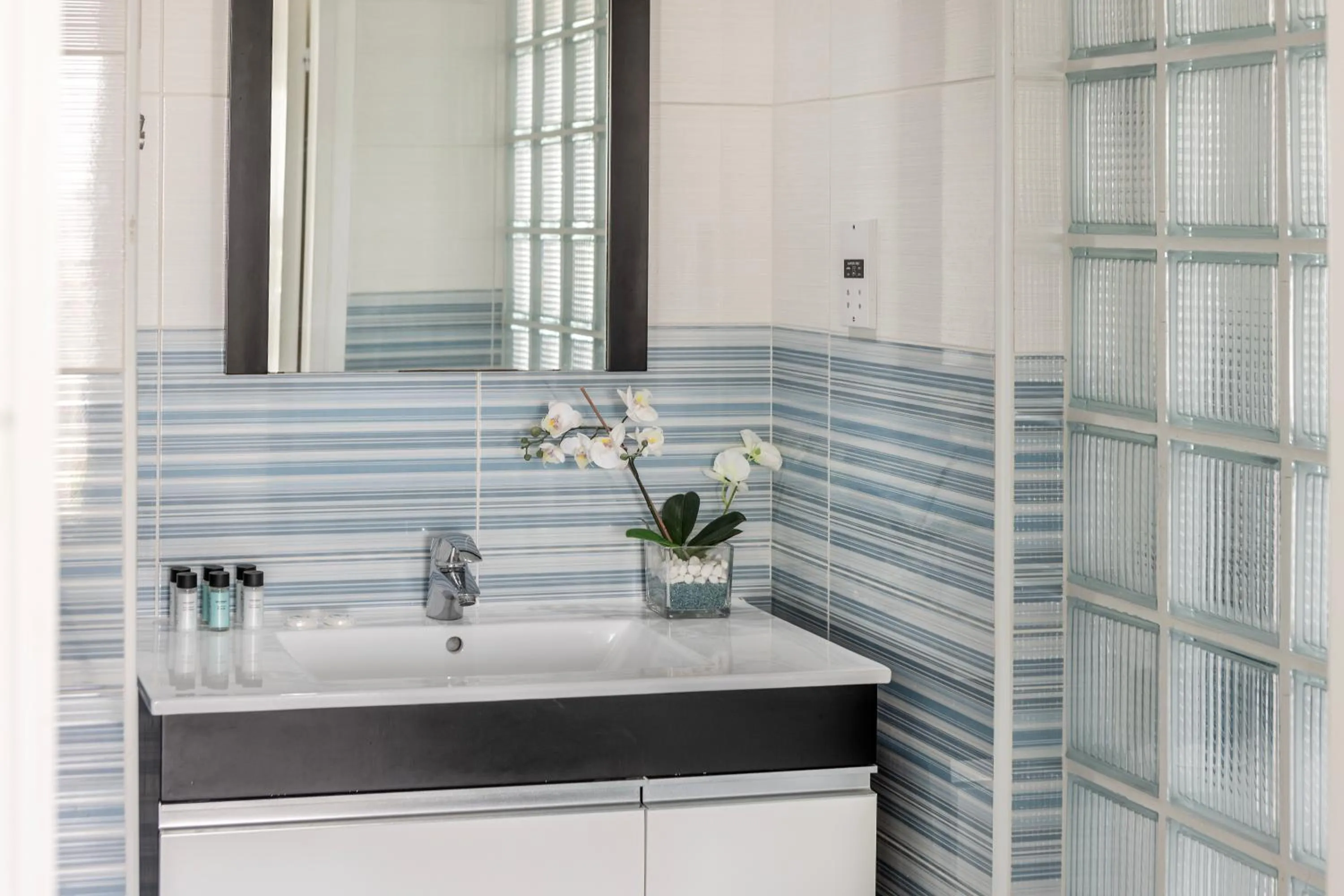 Lantiana Gardens ApartHotel