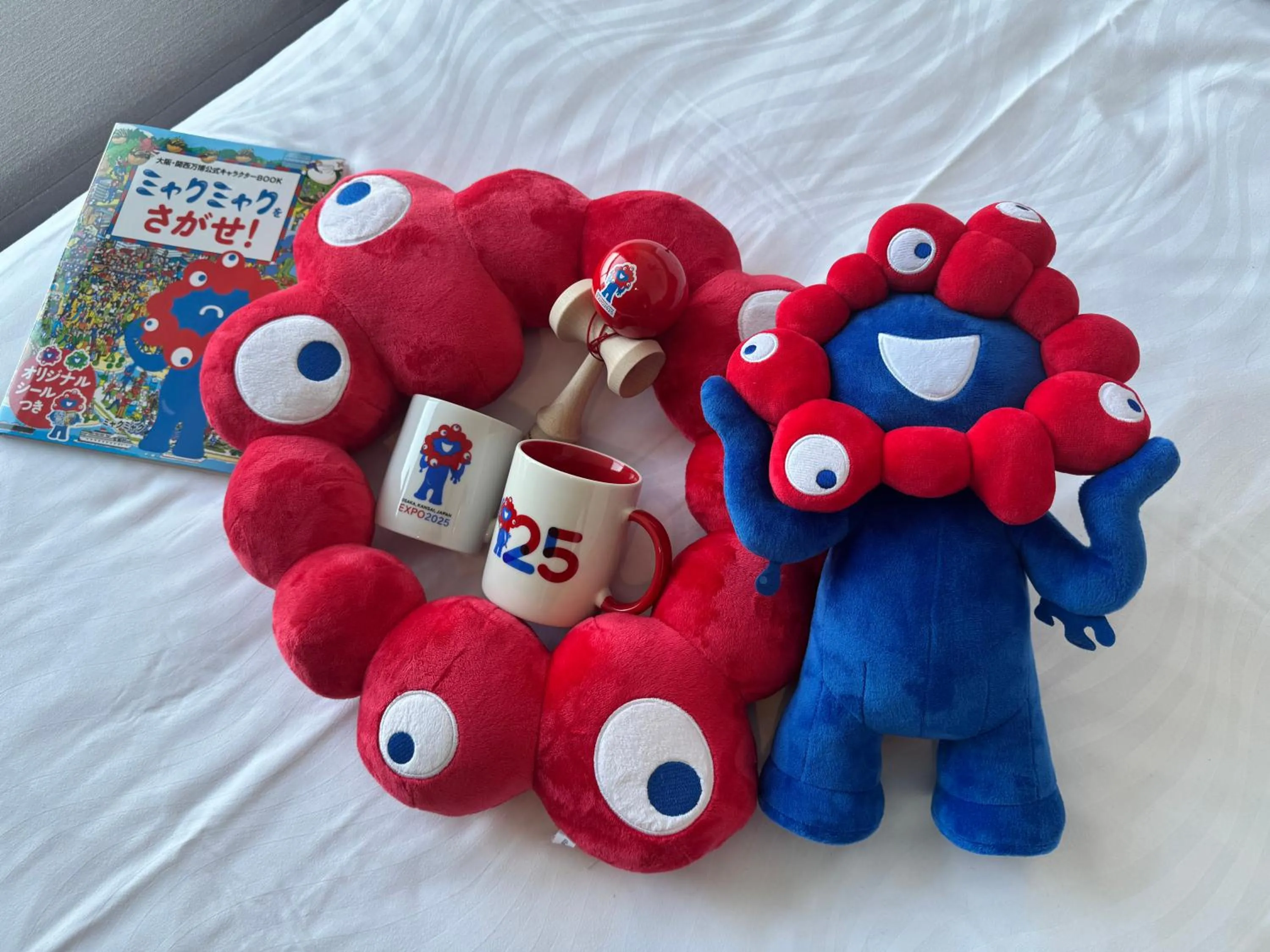 Bed in Henn na Hotel Osaka Namba