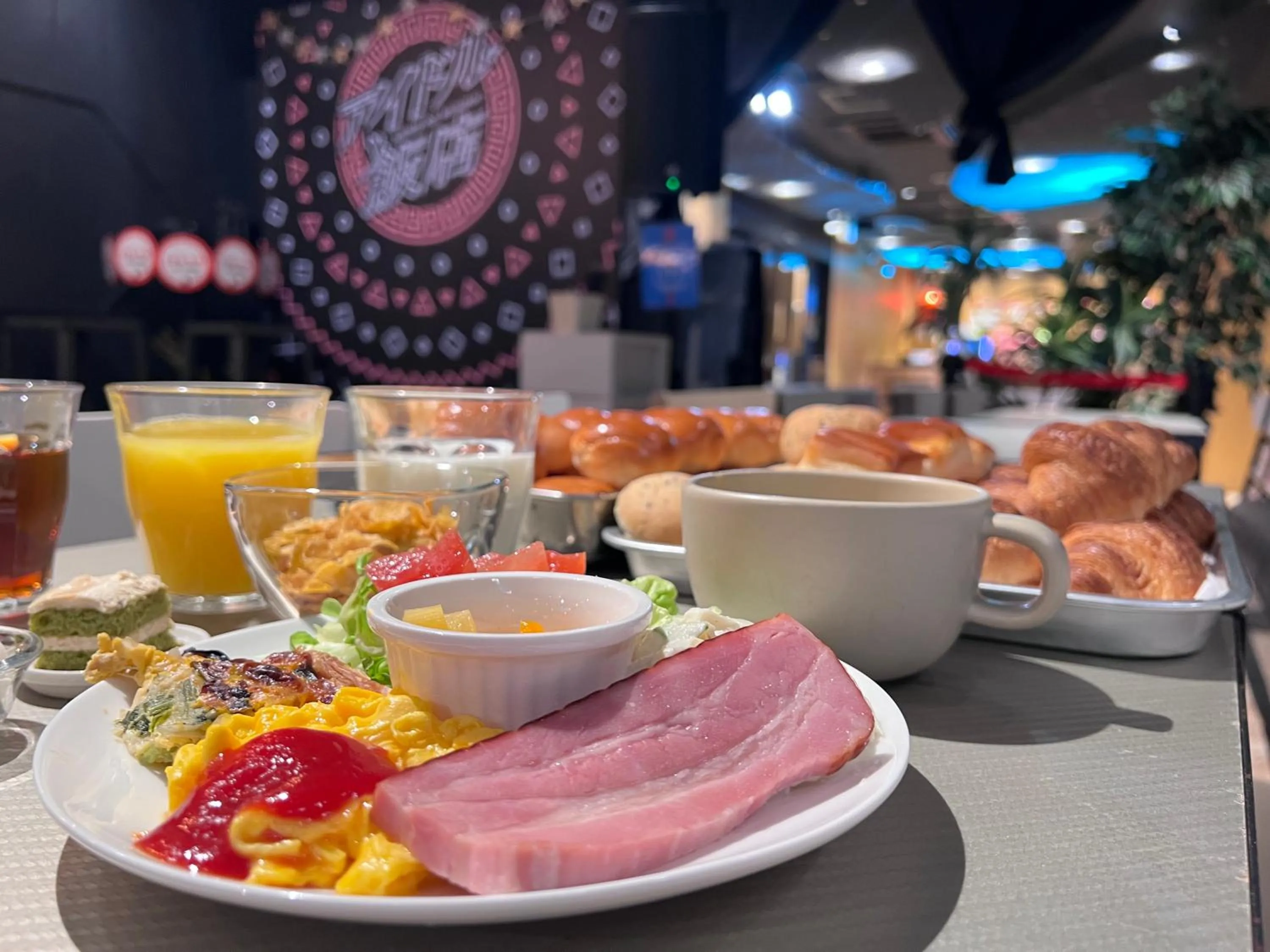 Restaurant/places to eat in Henn na Hotel Osaka Namba