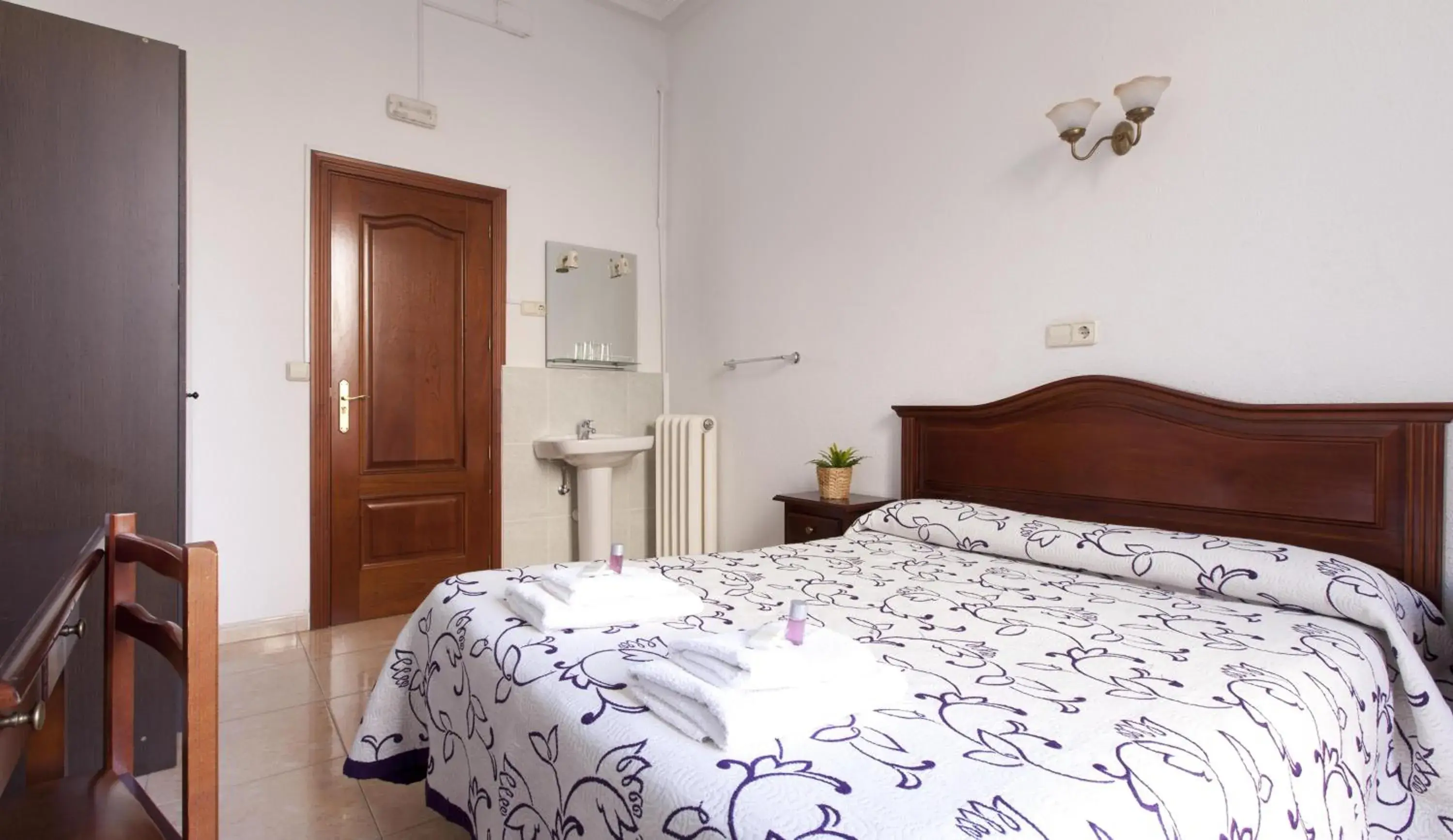 Photo of the whole room, Bed in Hostal Condestable Photo of the whole room, Bed in Hostal Condestable