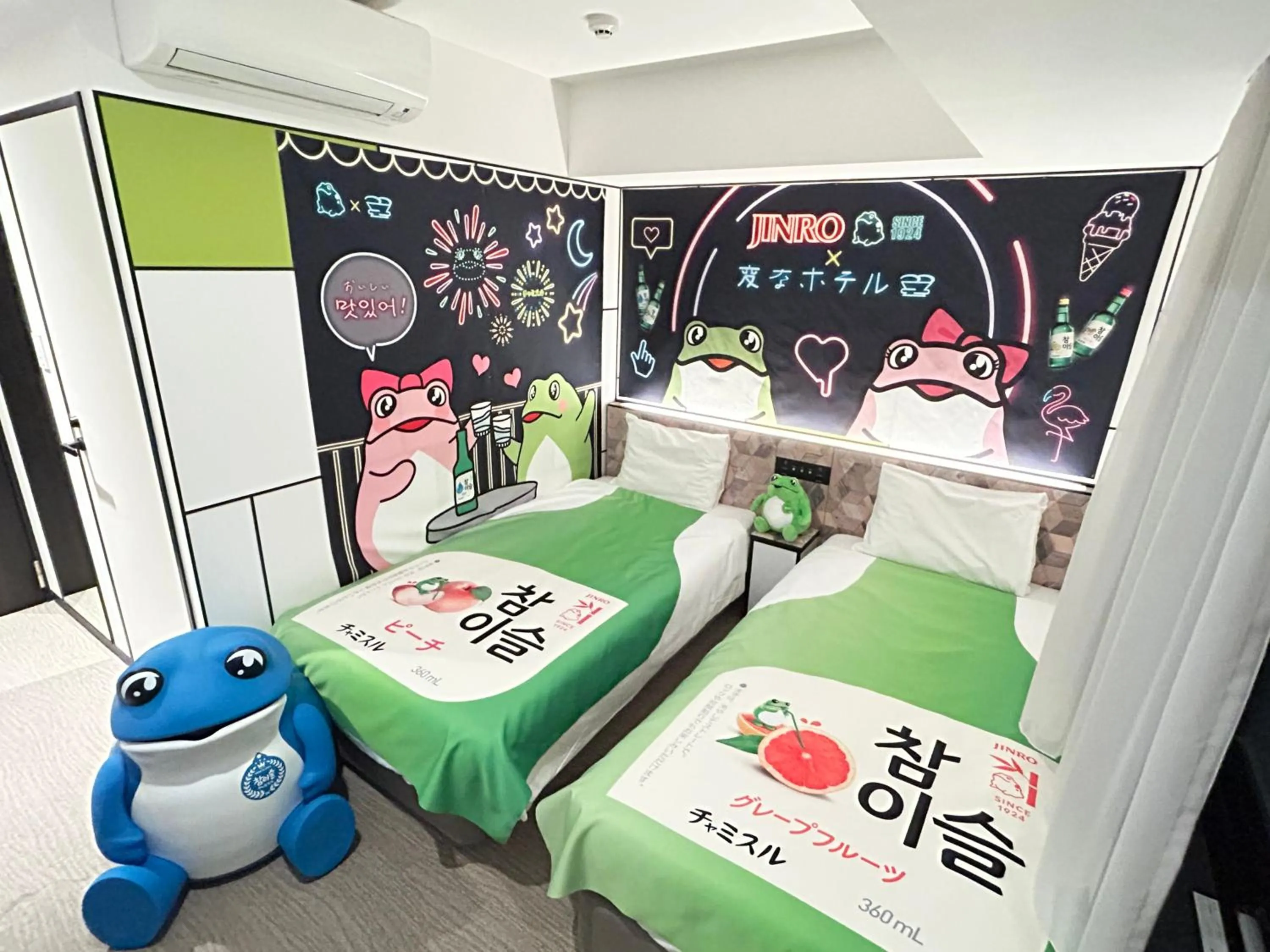 Photo of the whole room, Bed in Henn na Hotel Osaka Shinsaibashi