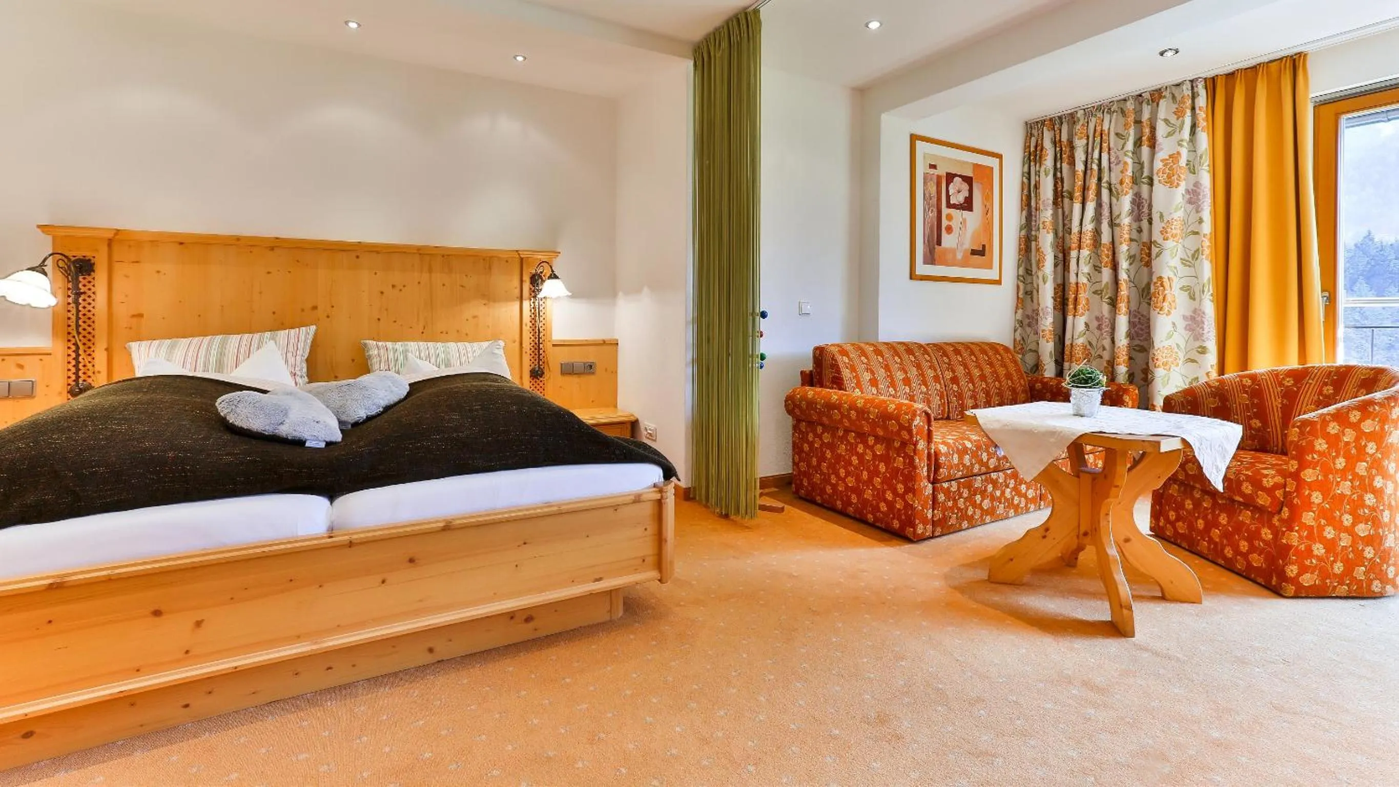 Photo of the whole room, Bed in Tourist Hotel Boehm