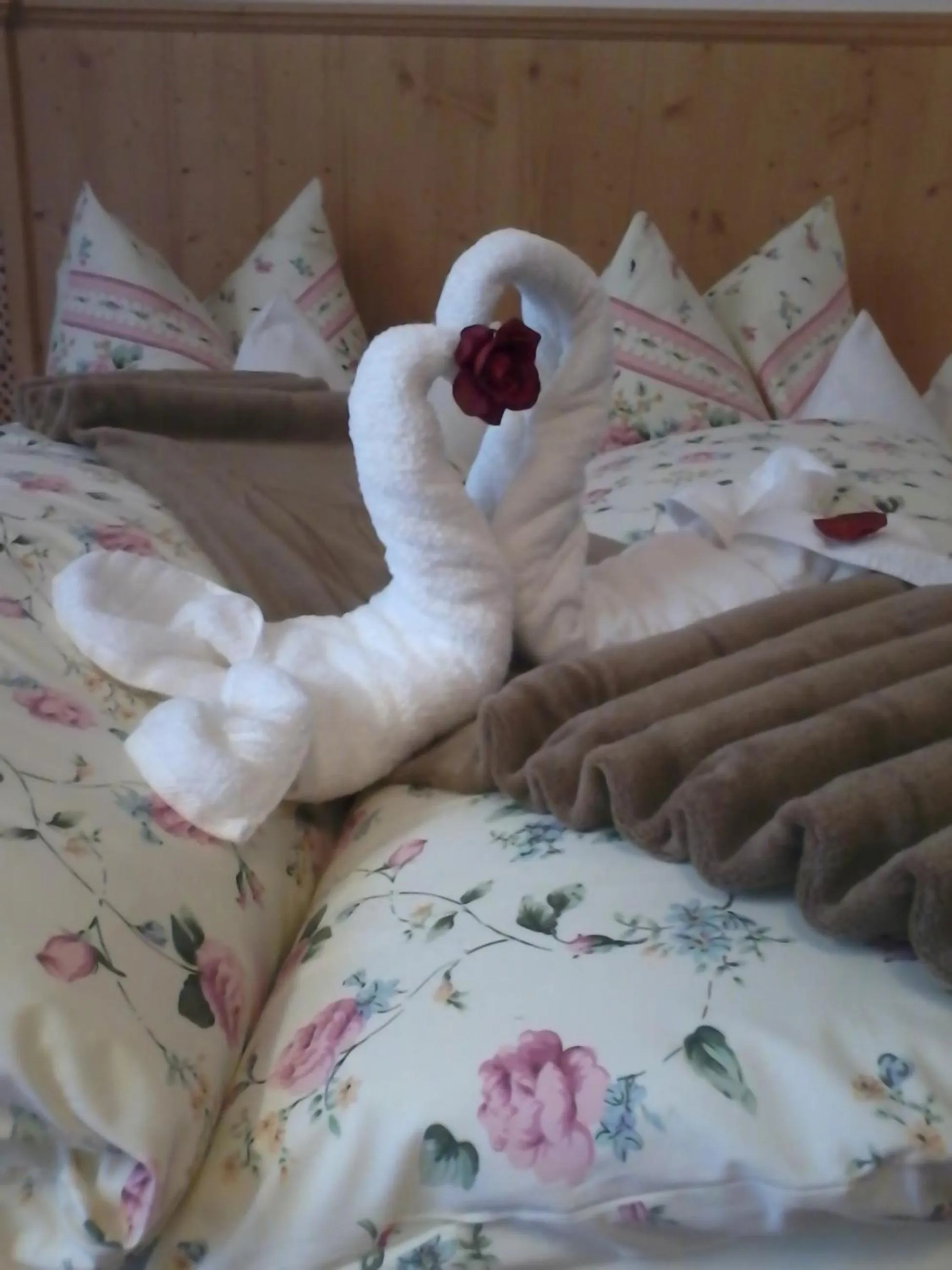 Decorative detail, Bed in Tourist Hotel Boehm