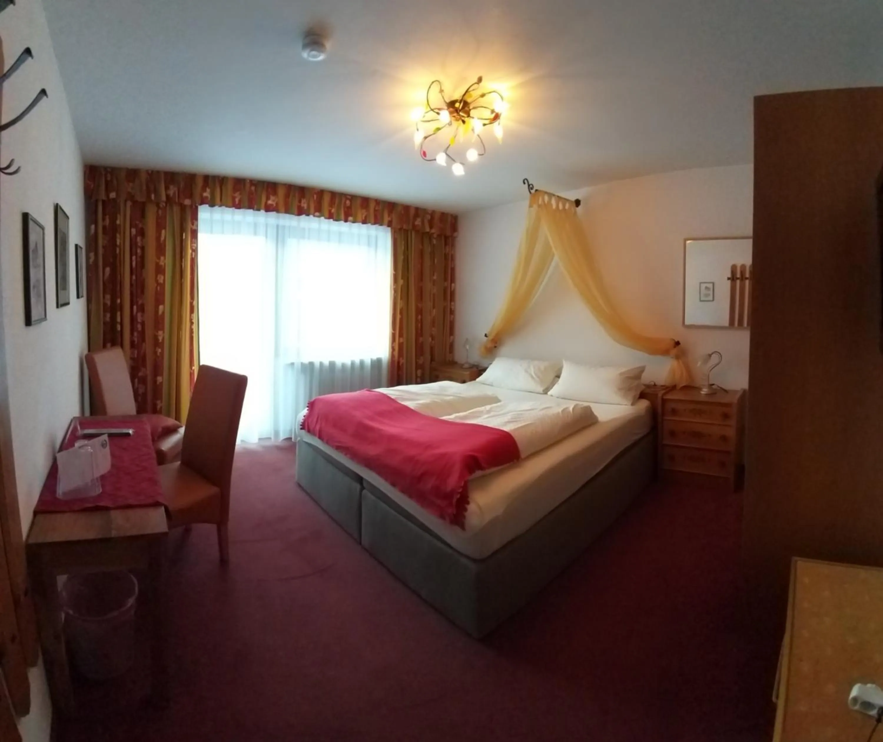 Bedroom, Bed in Tourist Hotel Boehm