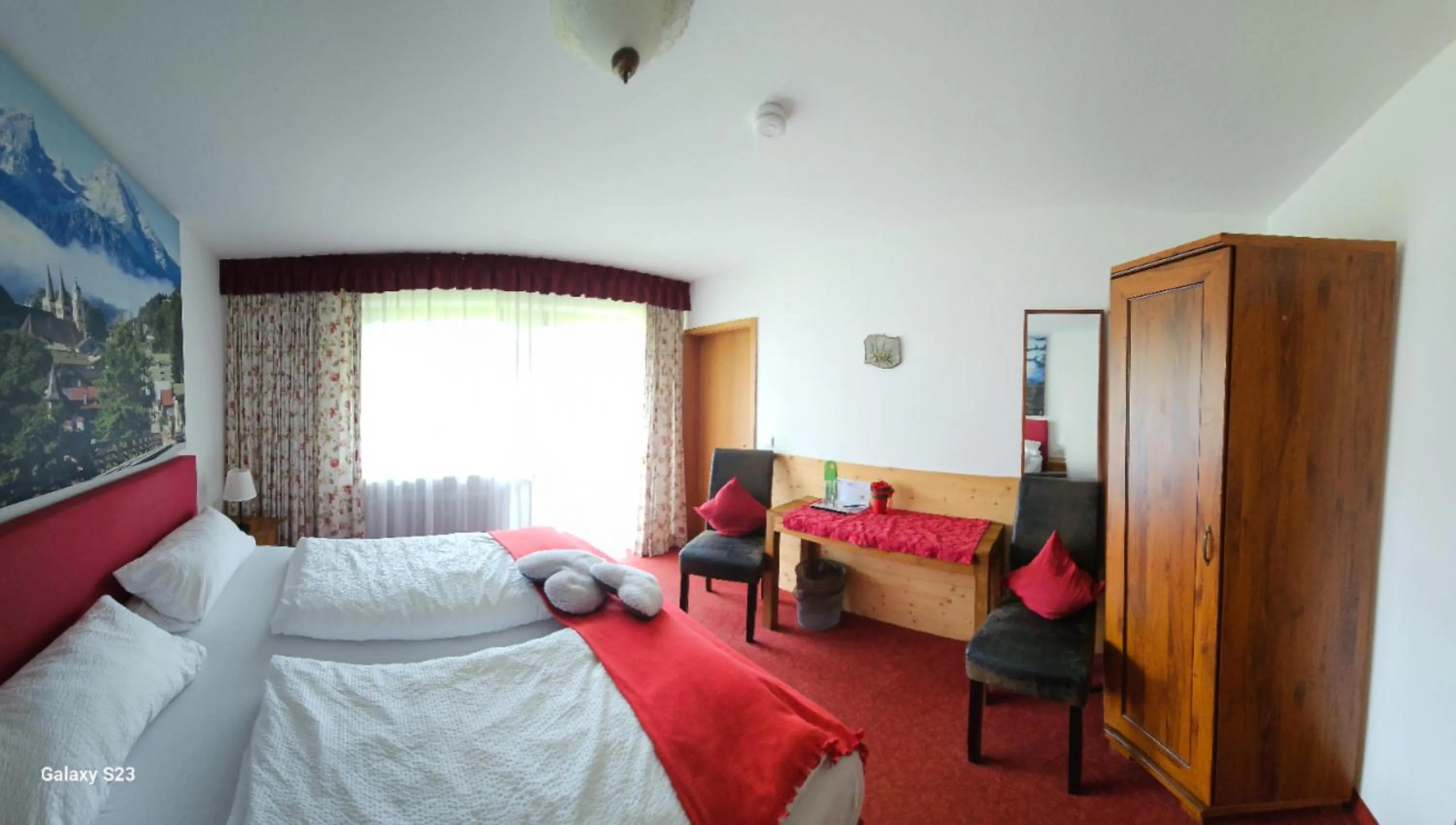 Photo of the whole room, Bed in Tourist Hotel Boehm
