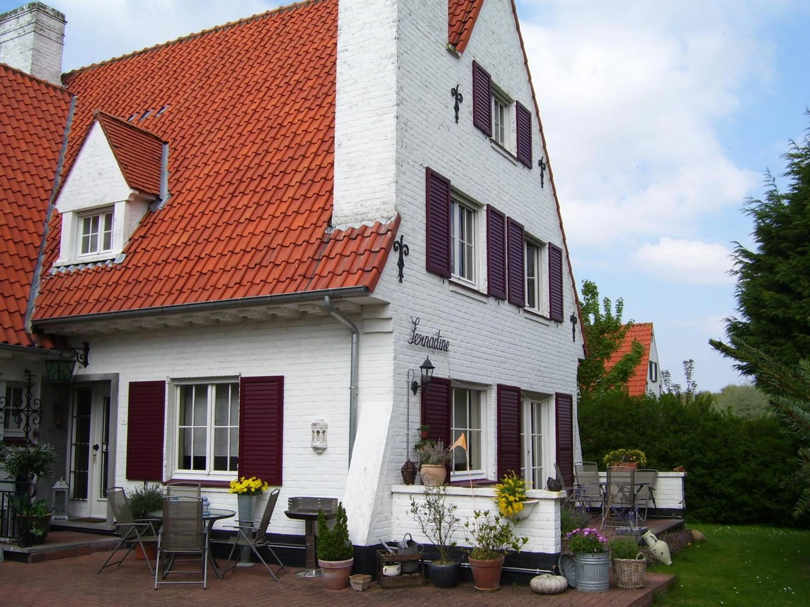 Property building in B&B Villa Fernadine