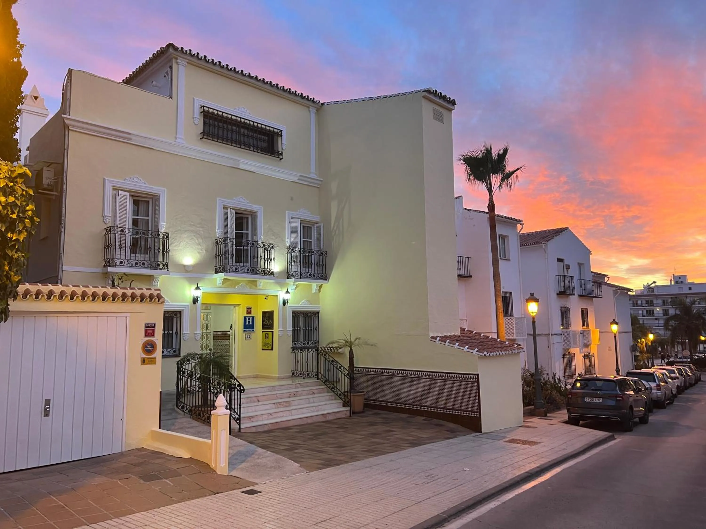 Property building in Hotel Paraíso Del Mar