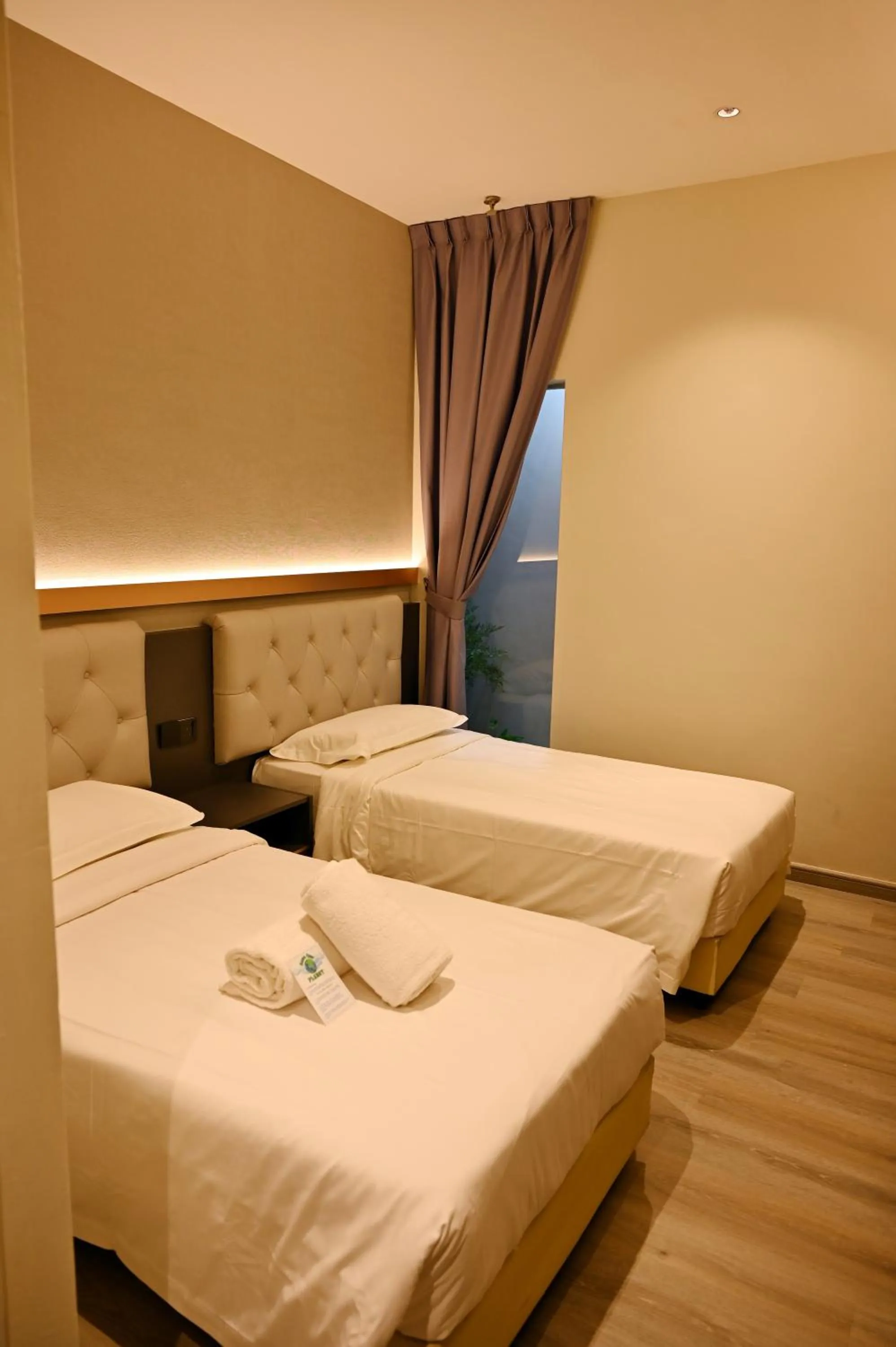 Bedroom, Bed in Abell Hotel