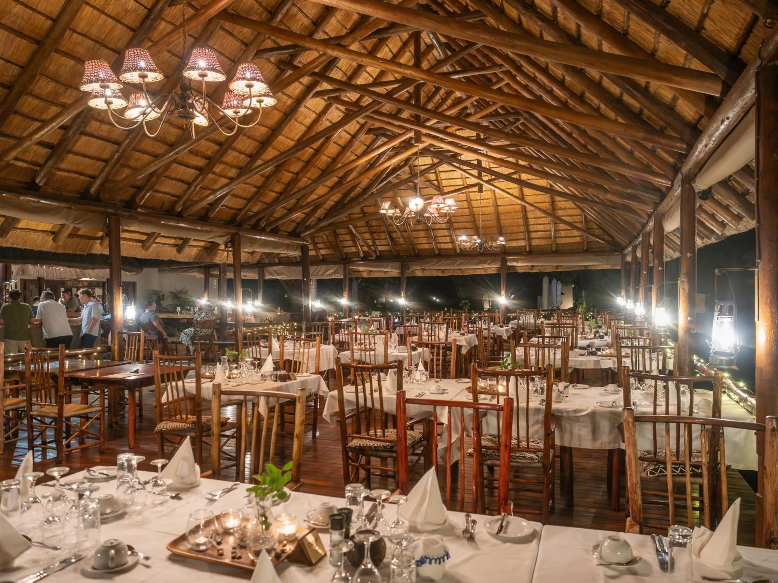 Restaurant/places to eat in Nyati Safari Lodge