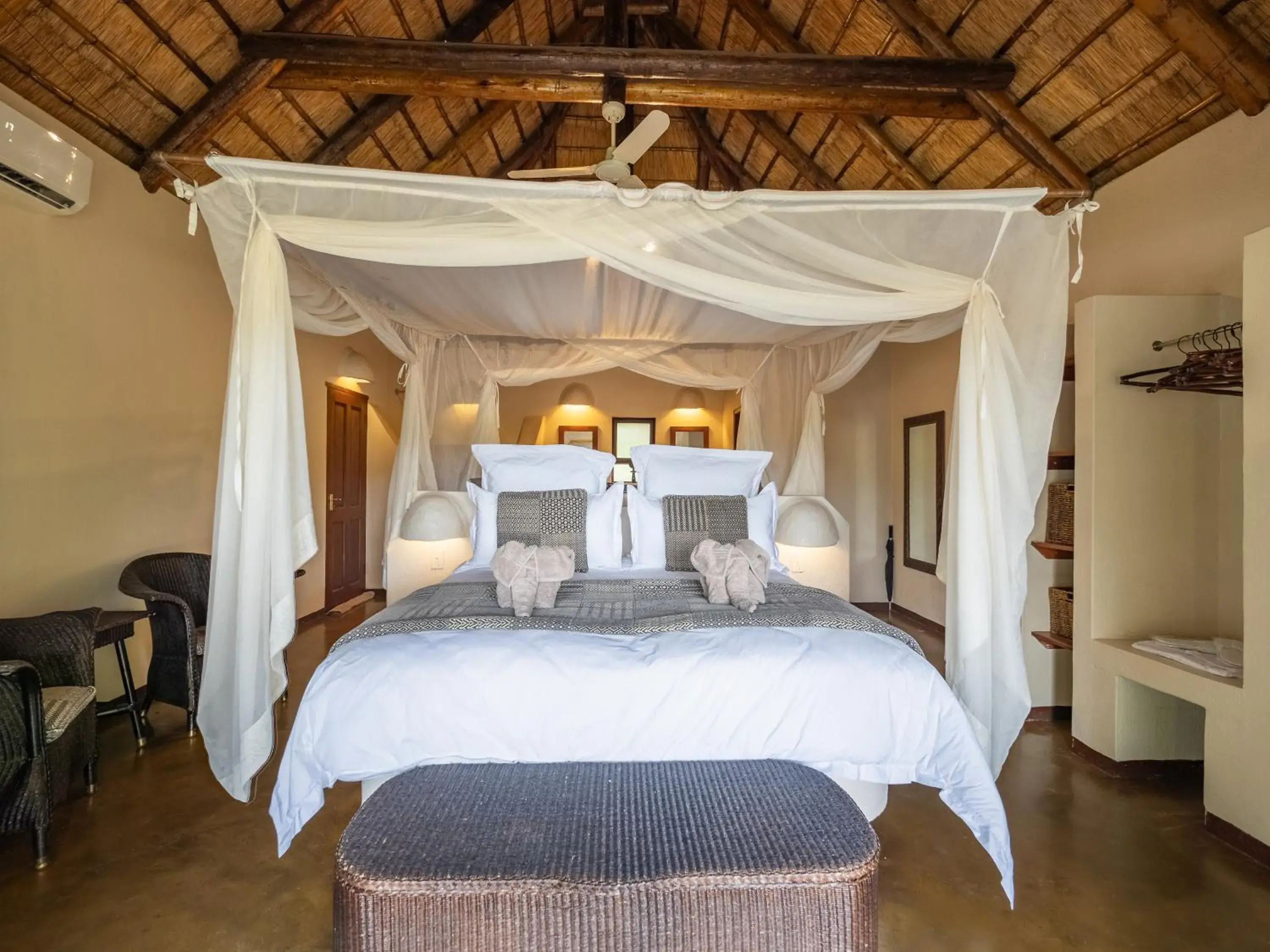 Bed in Nyati Safari Lodge Bed in Nyati Safari Lodge