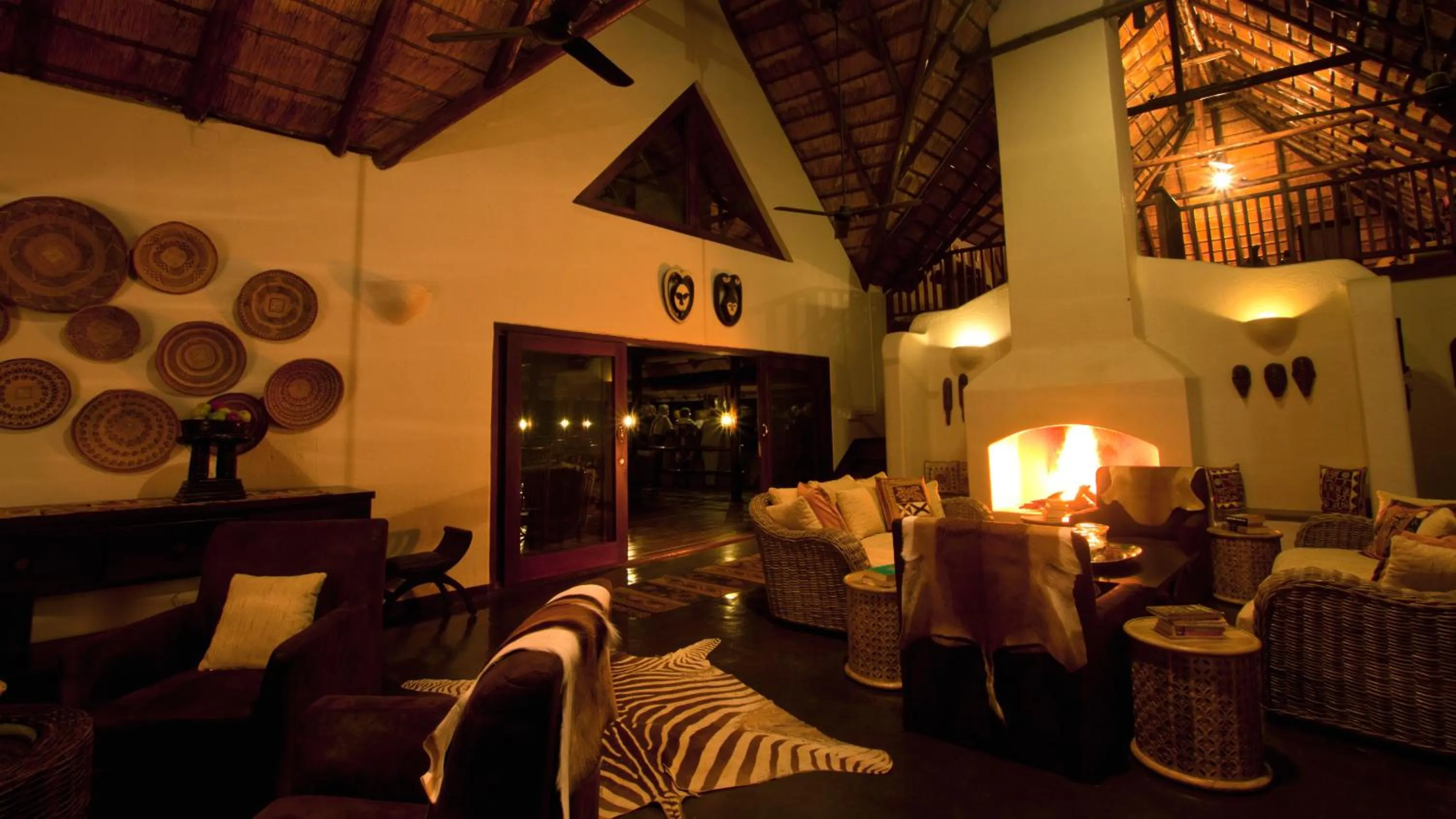 Living room in Nyati Safari Lodge