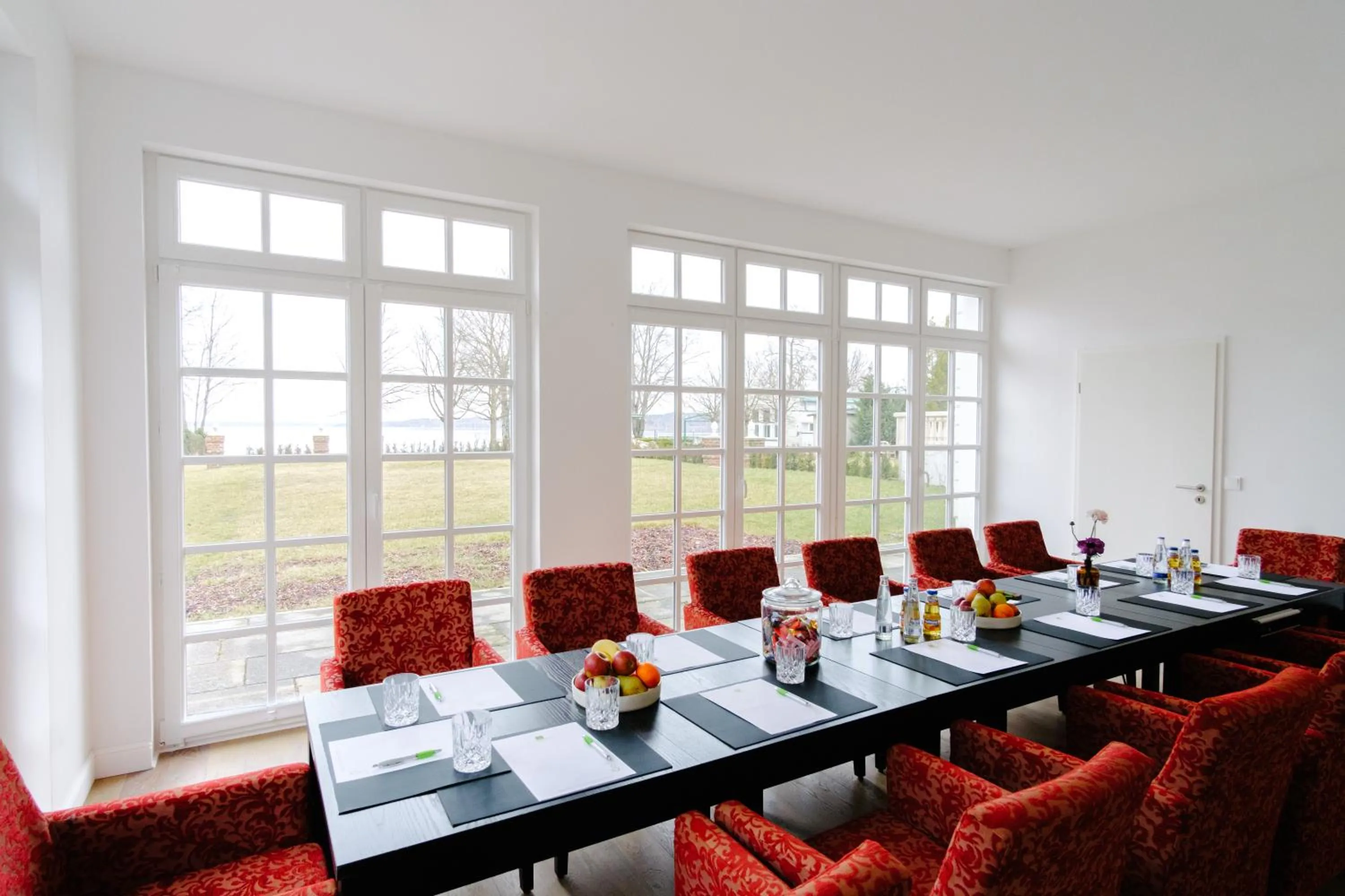 Dining area in The Starnbergsee Hideaway