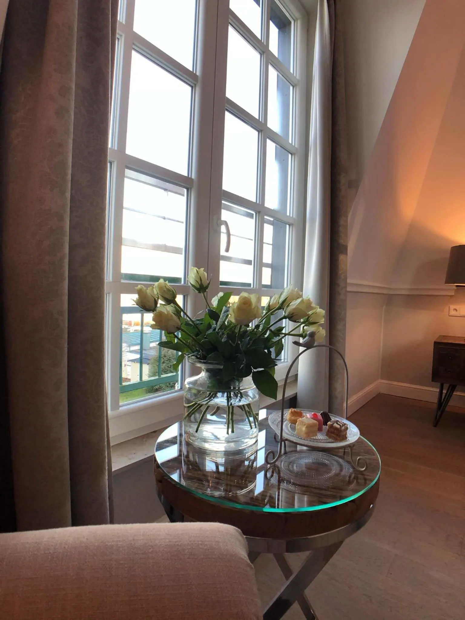 Photo of the whole room in The Starnbergsee Hideaway