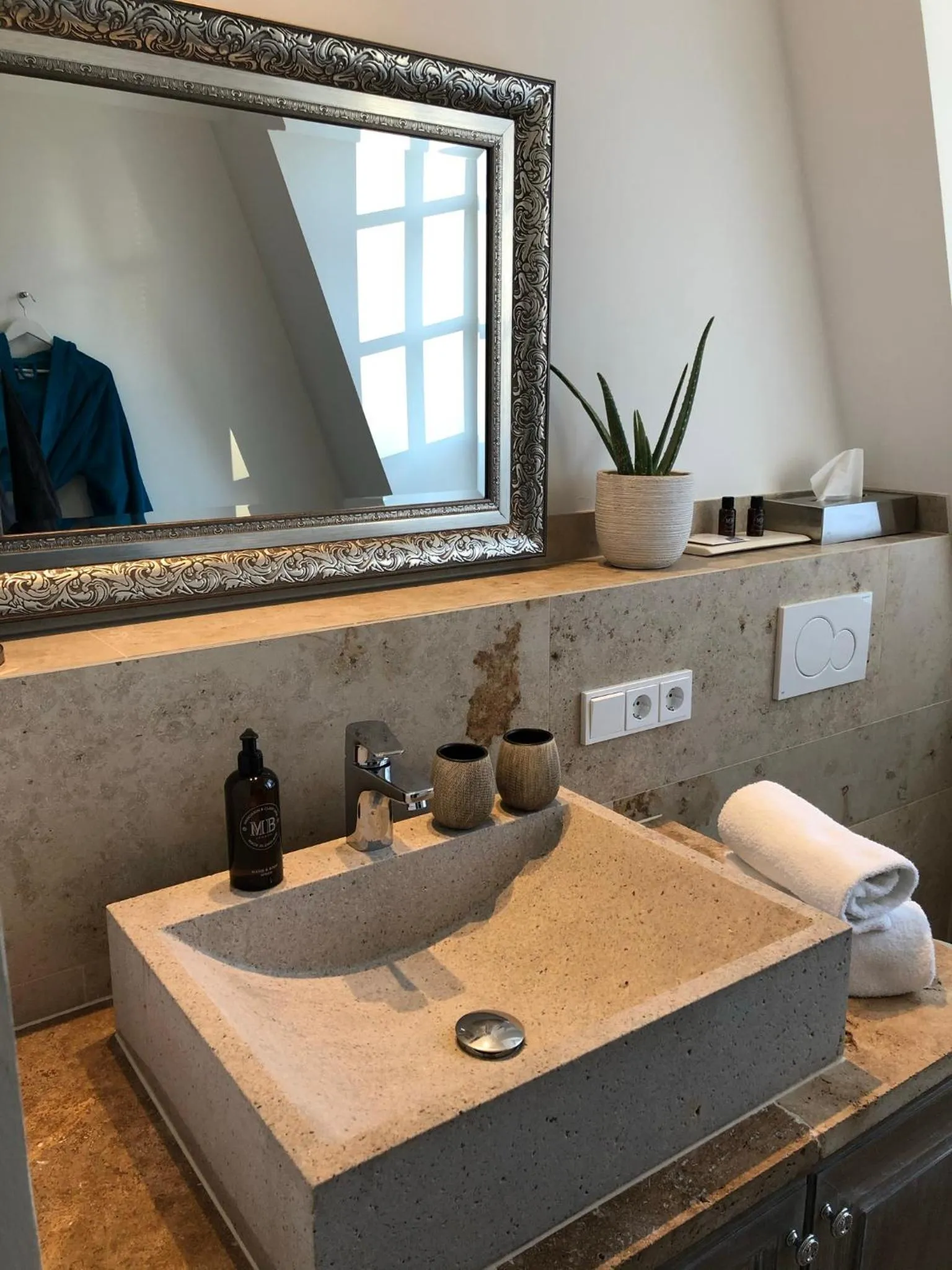 Bathroom in The Starnbergsee Hideaway