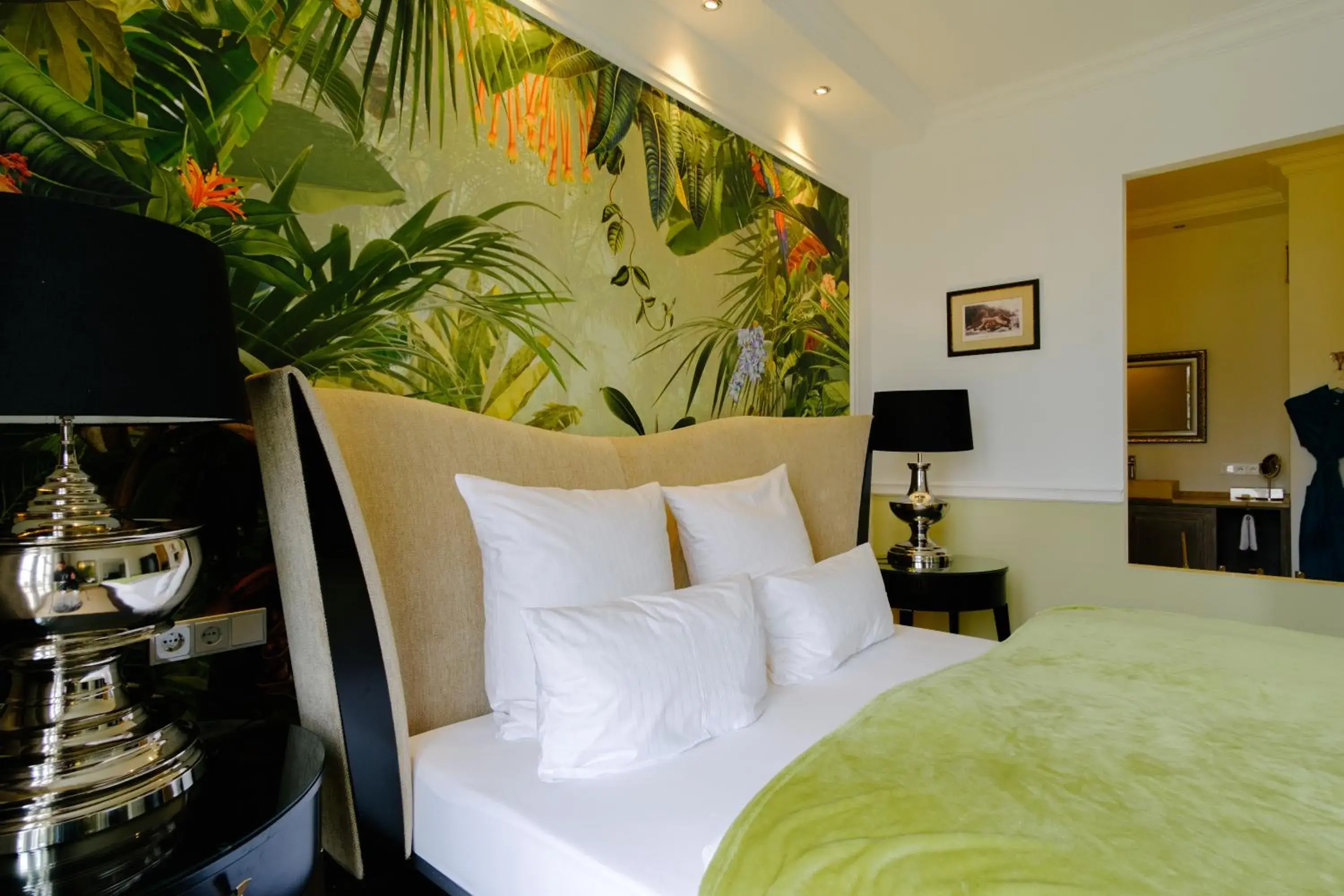 Grand Suite Lakeside in The Starnbergsee Hideaway Grand Suite Lakeside in The Starnbergsee Hideaway