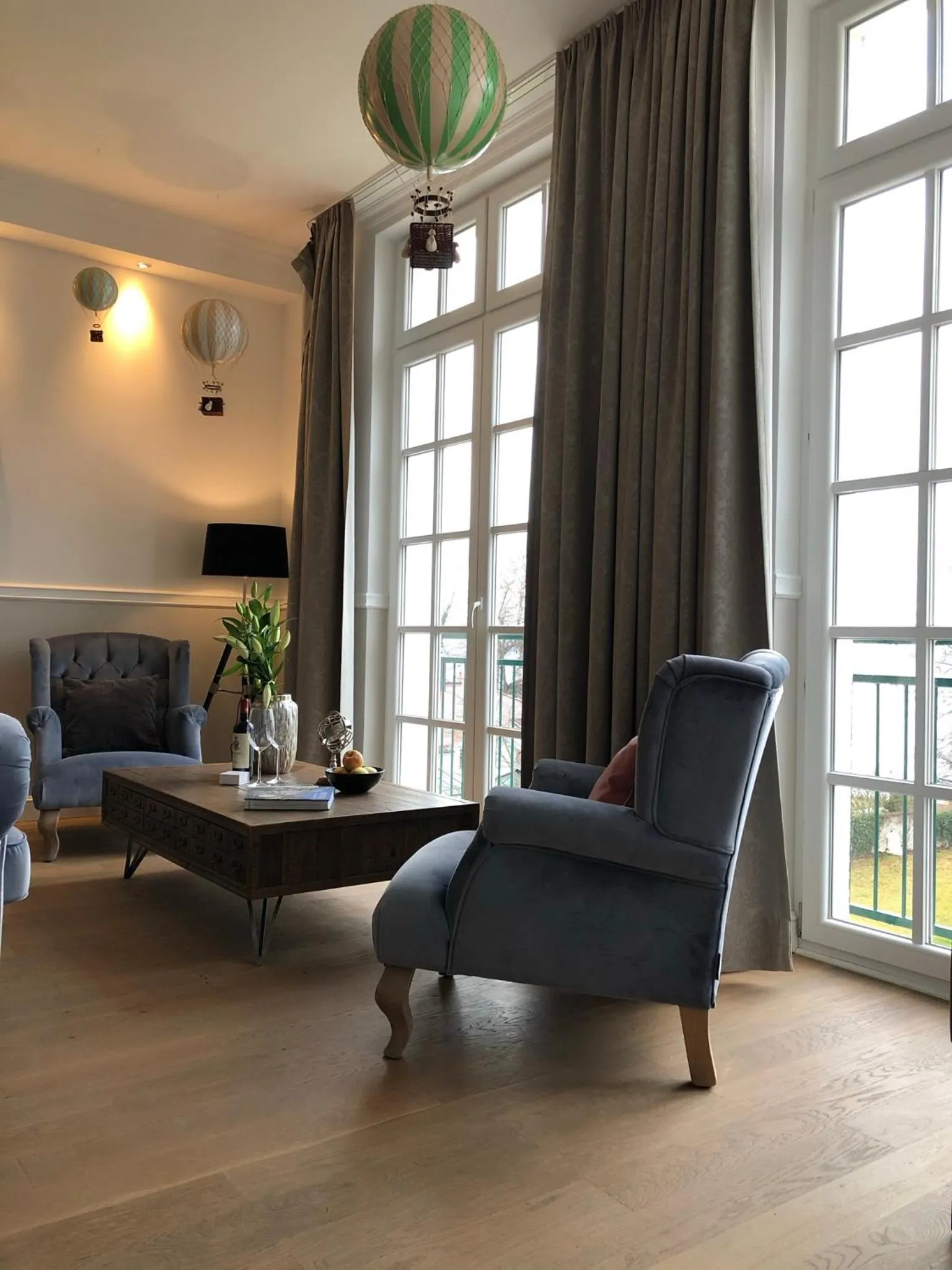 Photo of the whole room in The Starnbergsee Hideaway