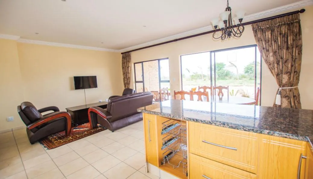 Hoyohoyo Acorns Lodge