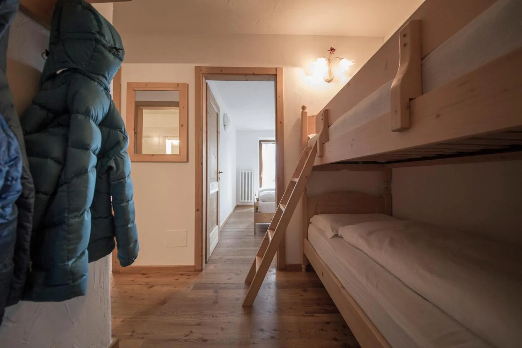 bunk bed, Bed in Residence Miramonti