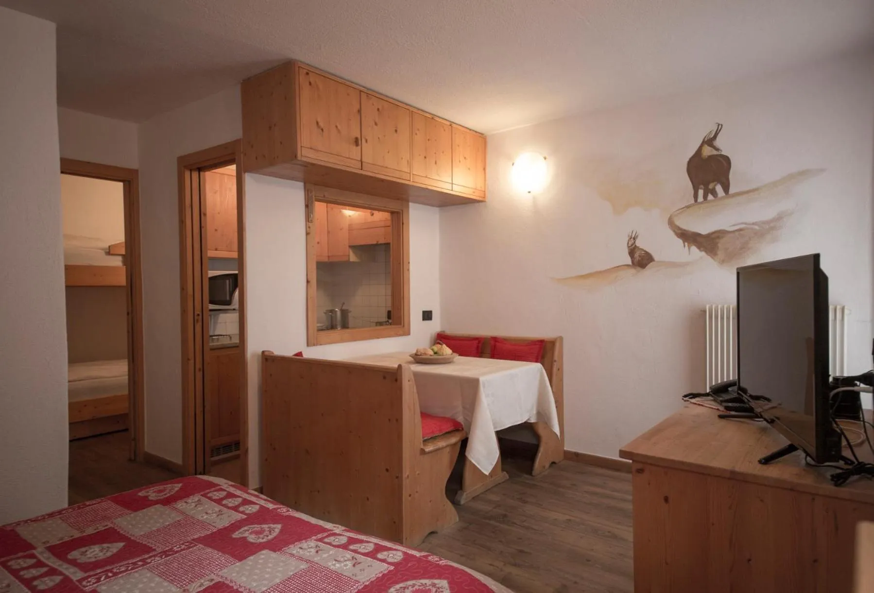 Kitchen or kitchenette, Bed in Residence Miramonti