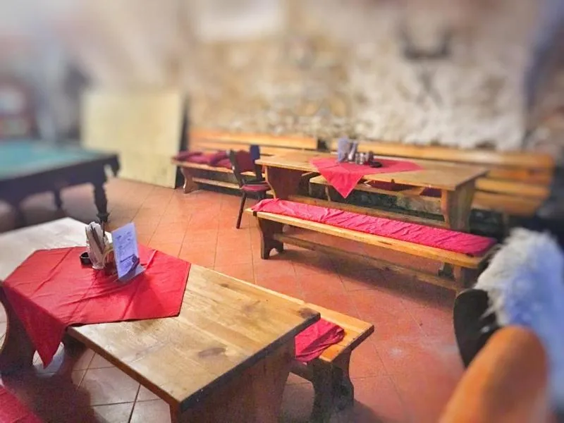 Restaurant/places to eat in Penzion Pegas Depoltovice