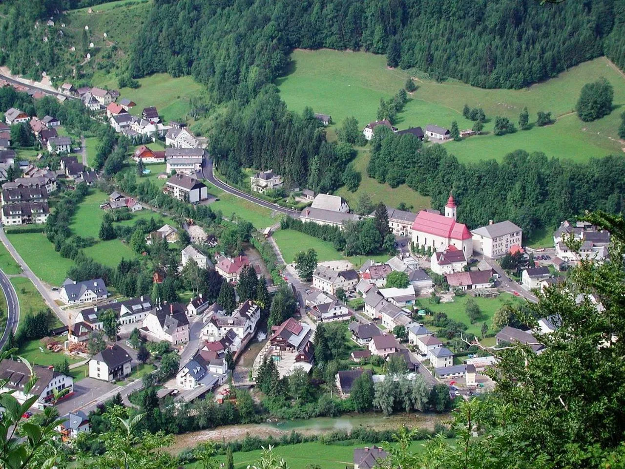 Neighbourhood in Hotel zum goldenen Hirschen