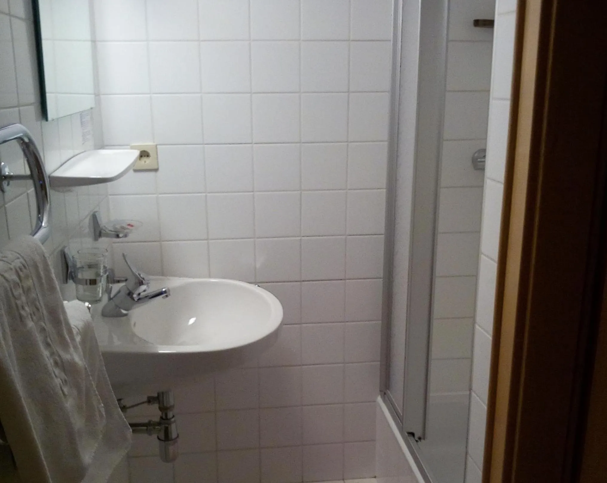 Shower in Hotel zum goldenen Hirschen