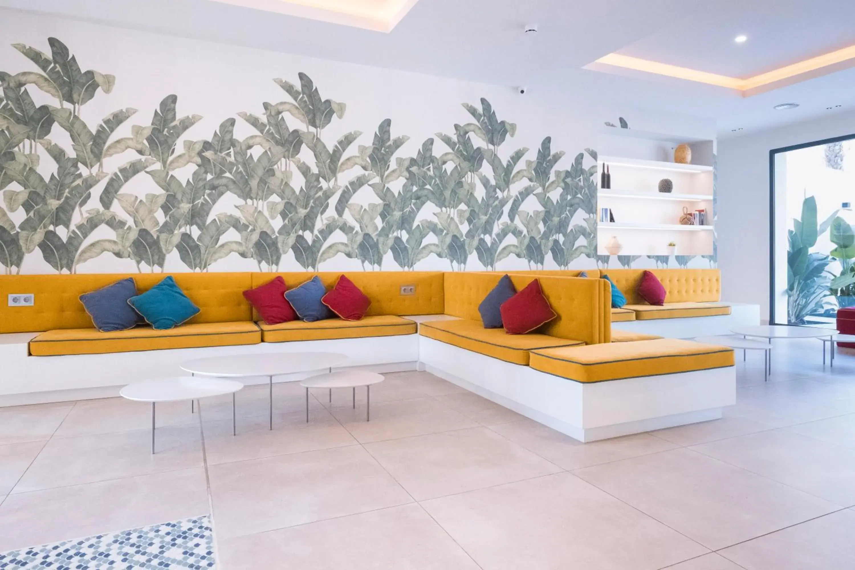 Property building in Apartaments Cye Salou Property building in Apartaments Cye Salou