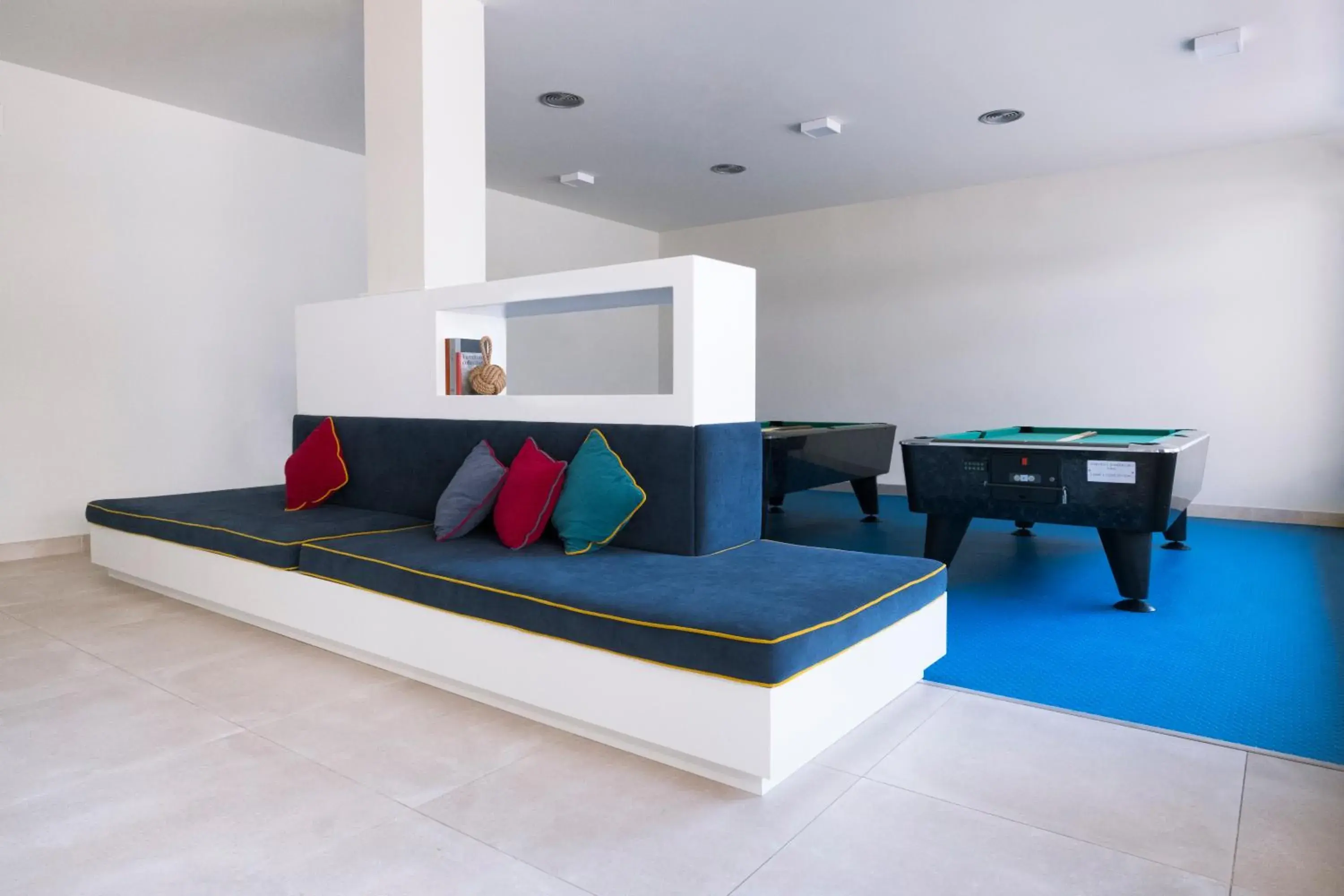 Game Room in Apartaments Cye Salou Game Room in Apartaments Cye Salou