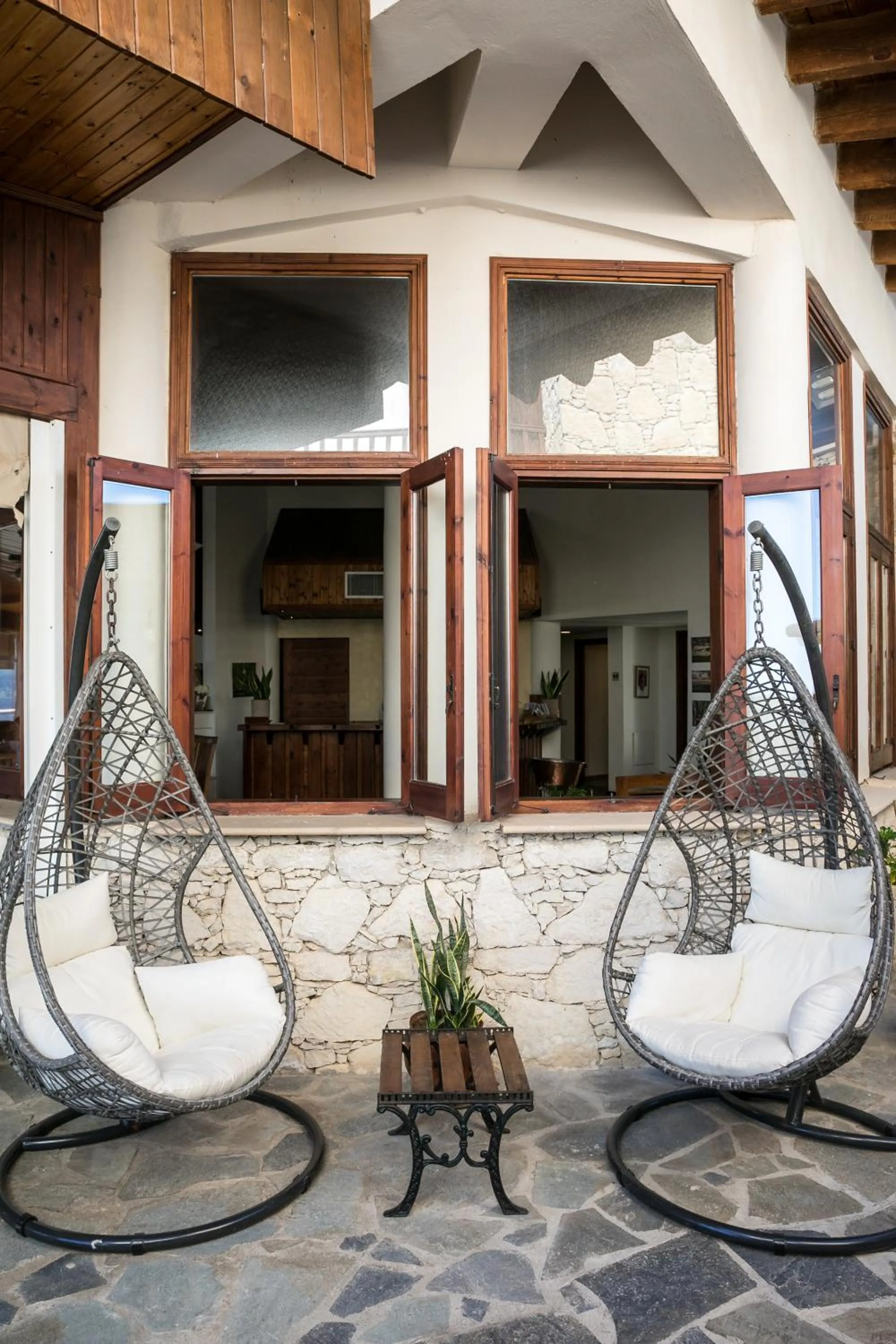 Demetriou Paradisos Hills Hotel