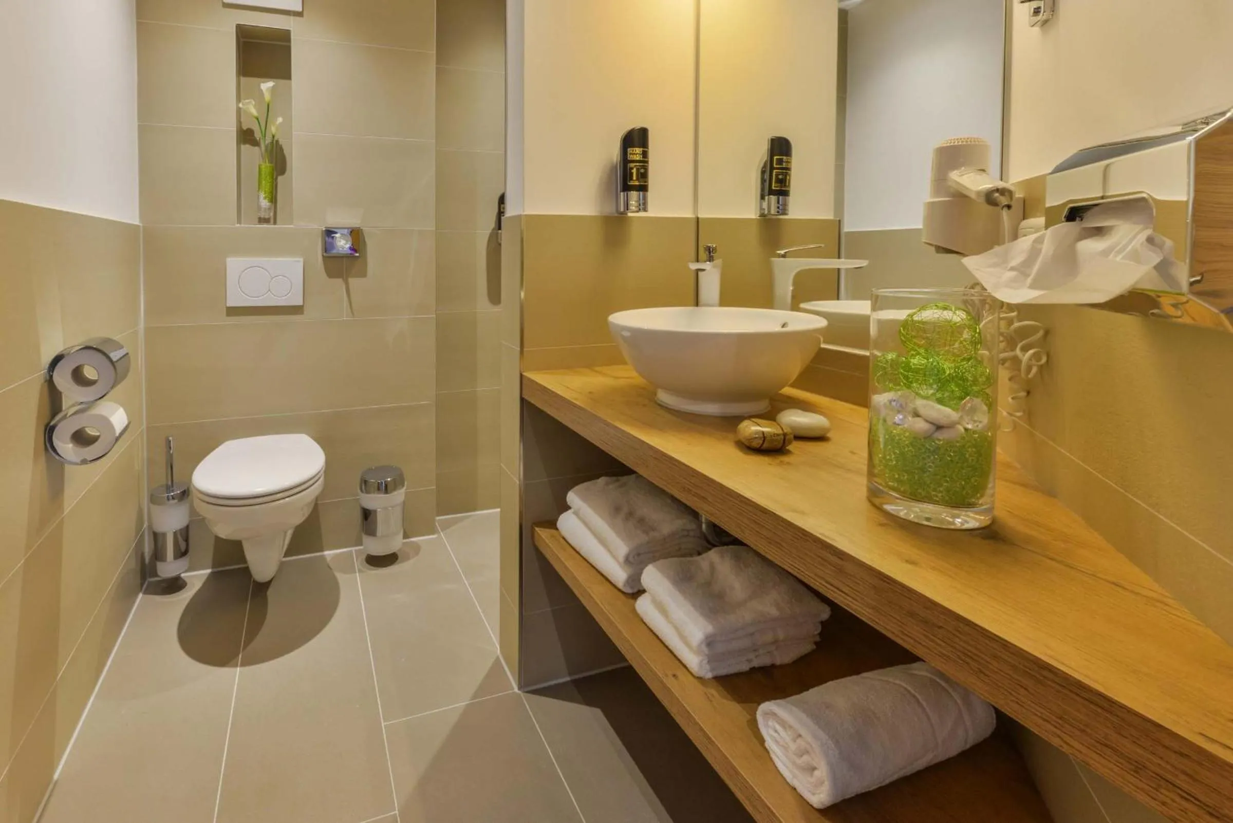 Bathroom in Hotel Haunstetter Hof Augsburg