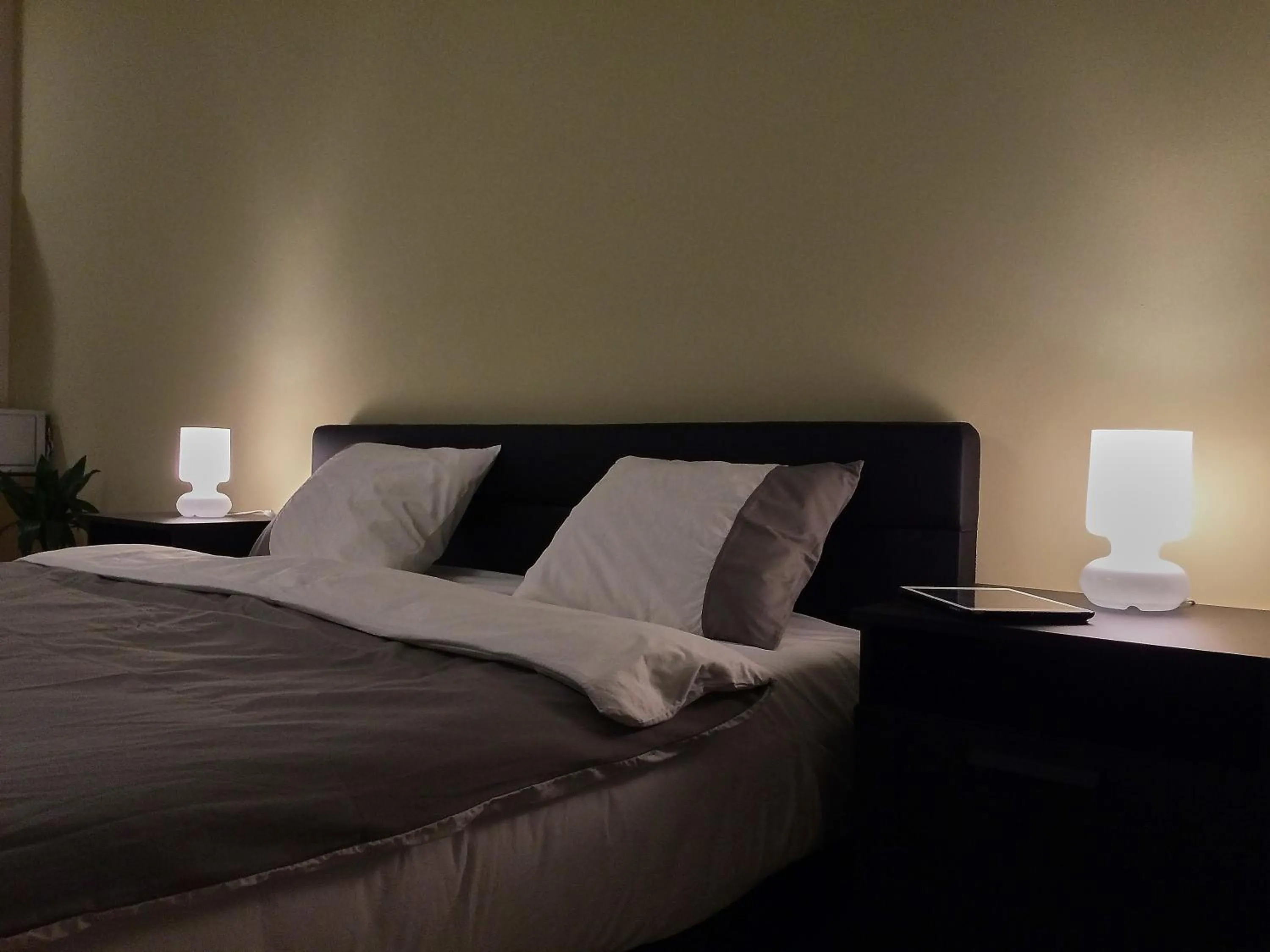 Property building, Bed in Dove Budapest | Apartment