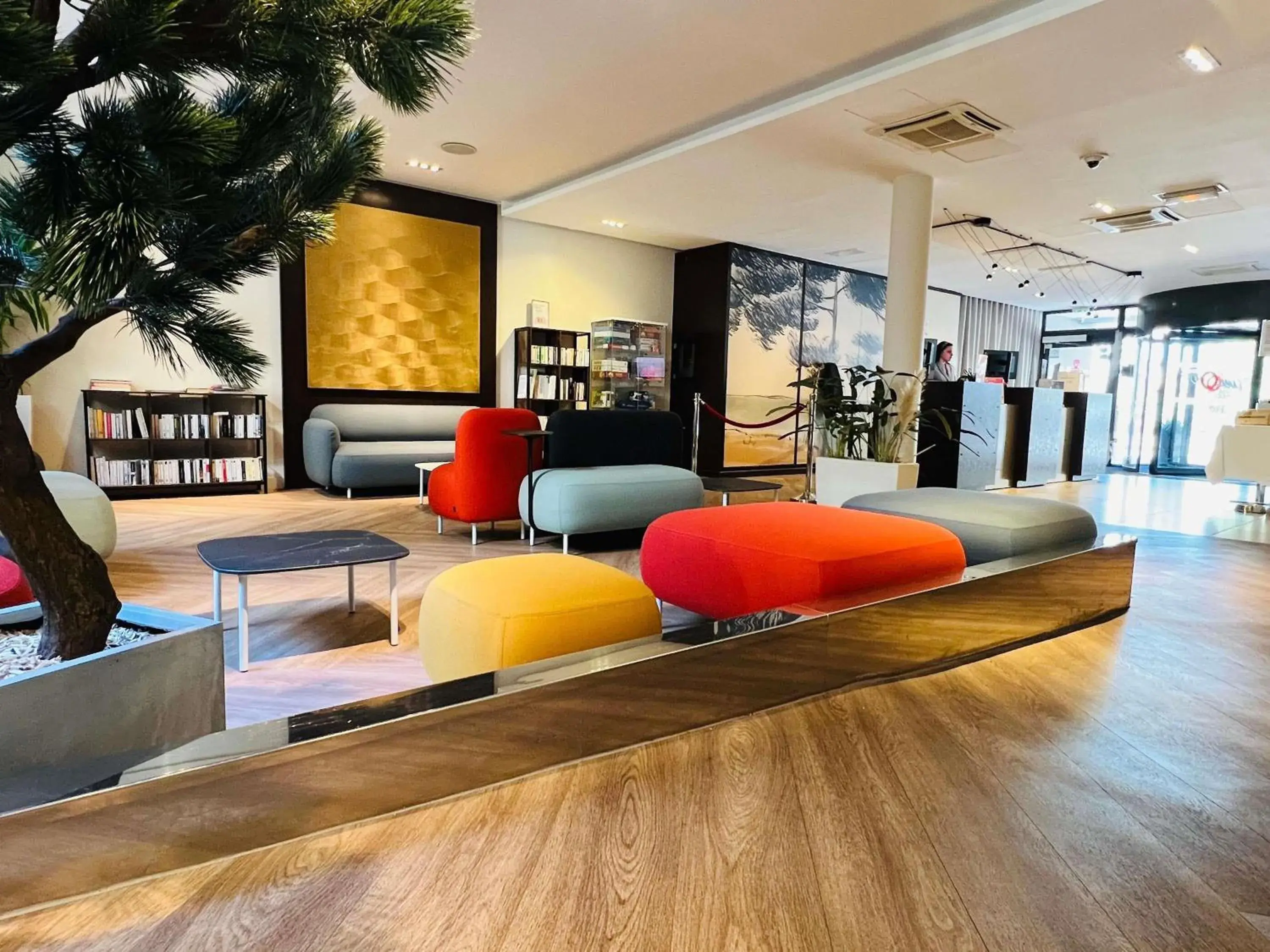 Property building in Aparthotel Adagio Marseille Timone Property building in Aparthotel Adagio Marseille Timone