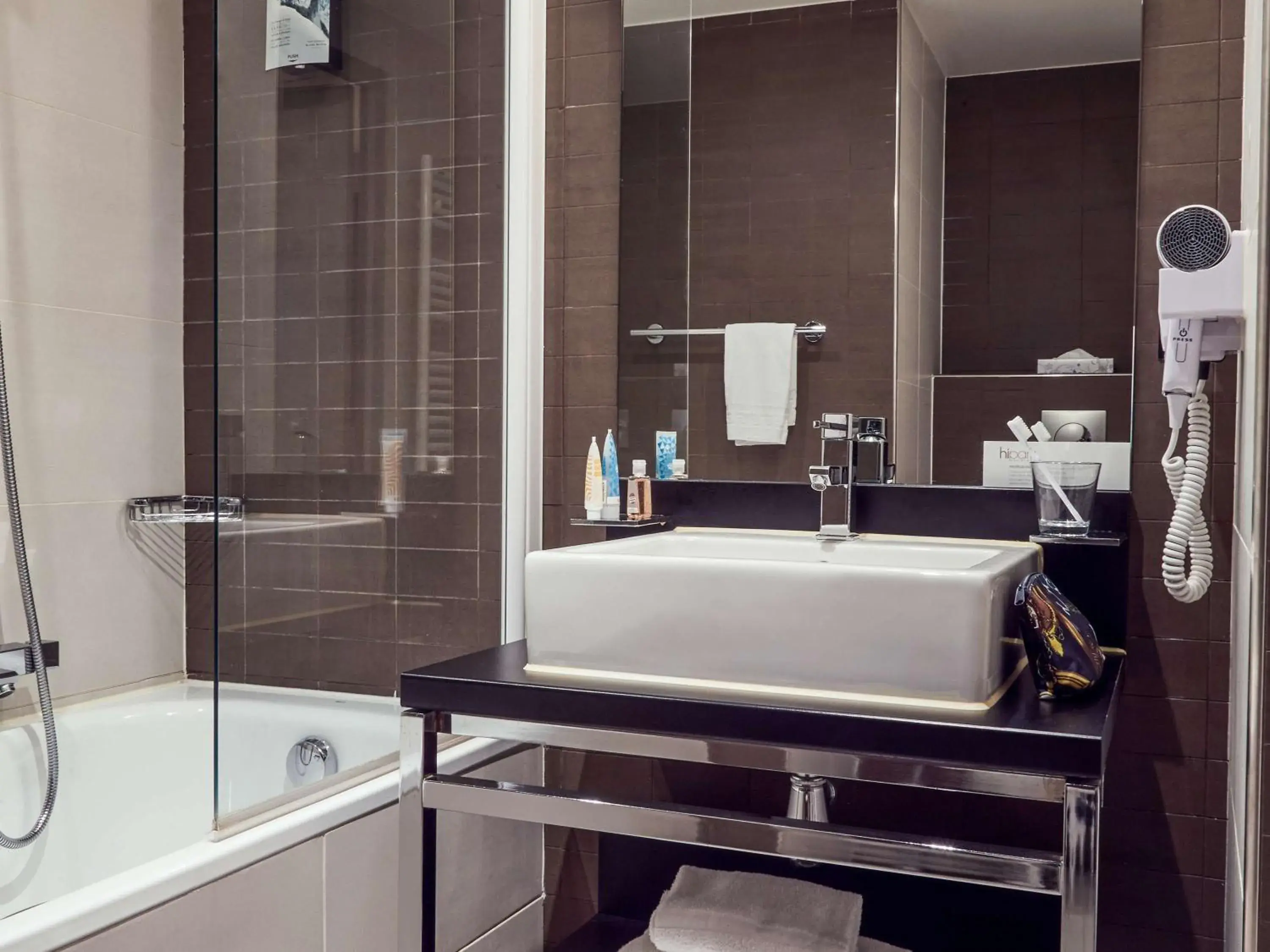 Property building in Aparthotel Adagio Marseille Timone Property building in Aparthotel Adagio Marseille Timone