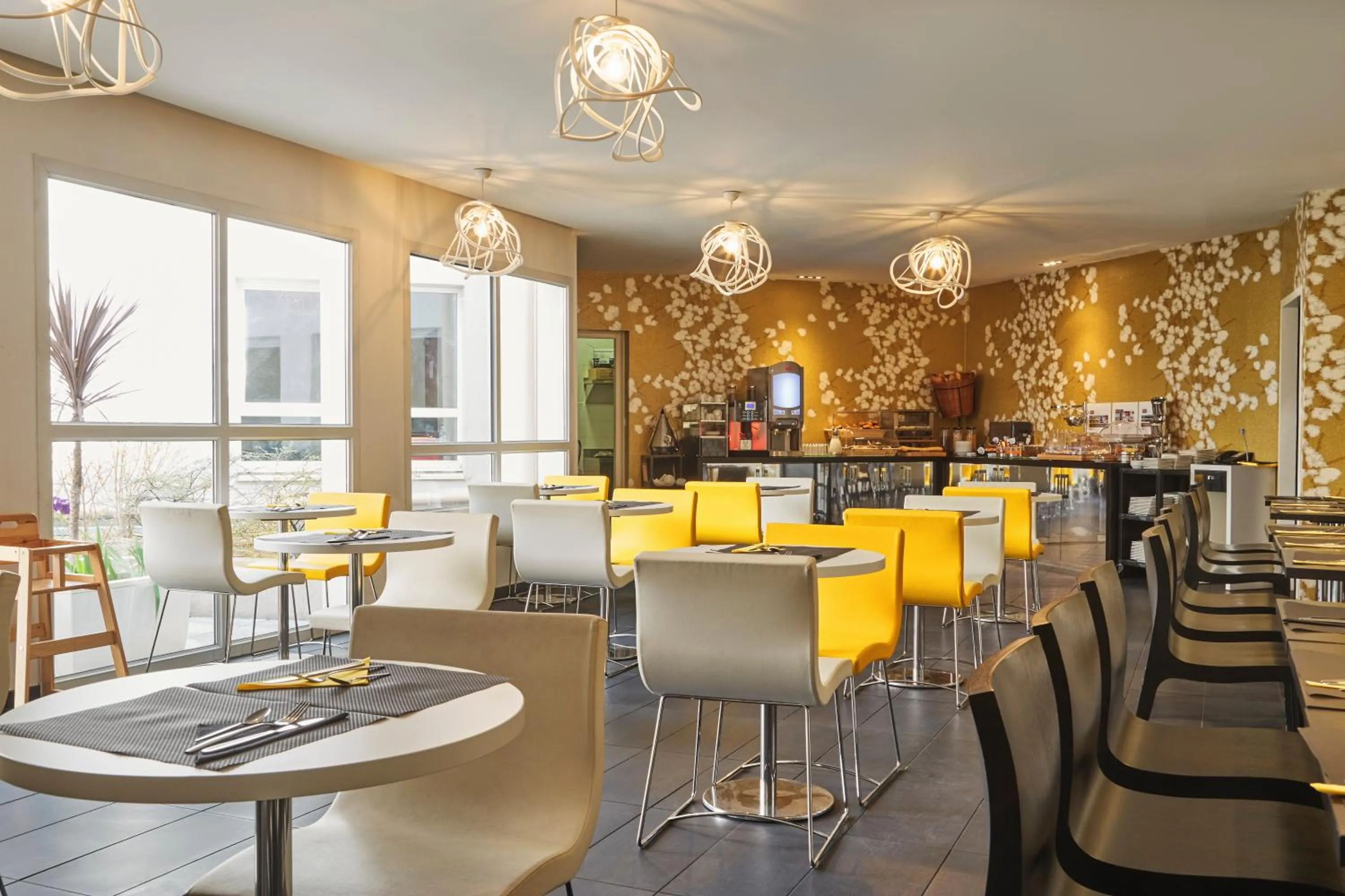 Buffet breakfast in Aparthotel Adagio Marseille Timone