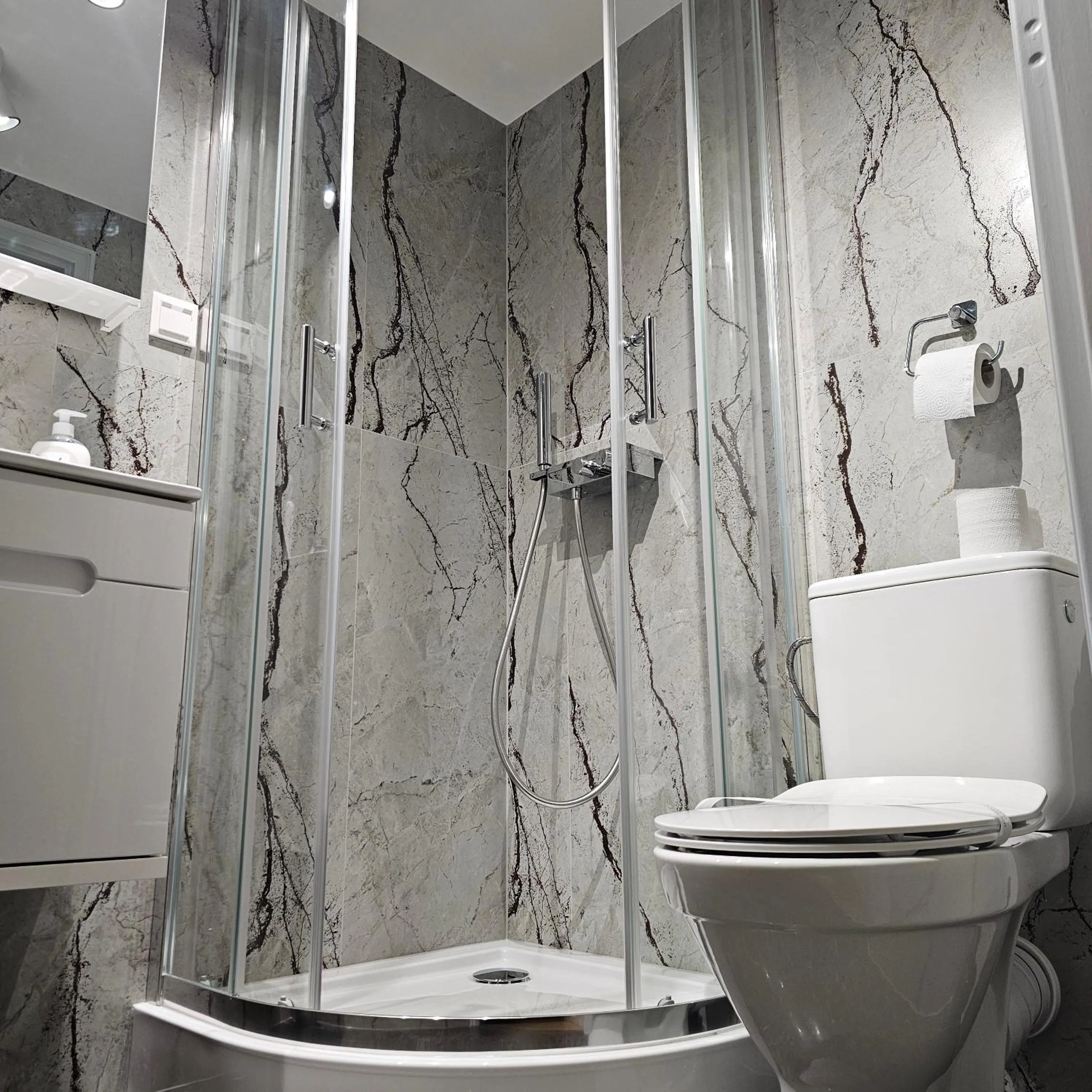 Shower in "Zacisze"