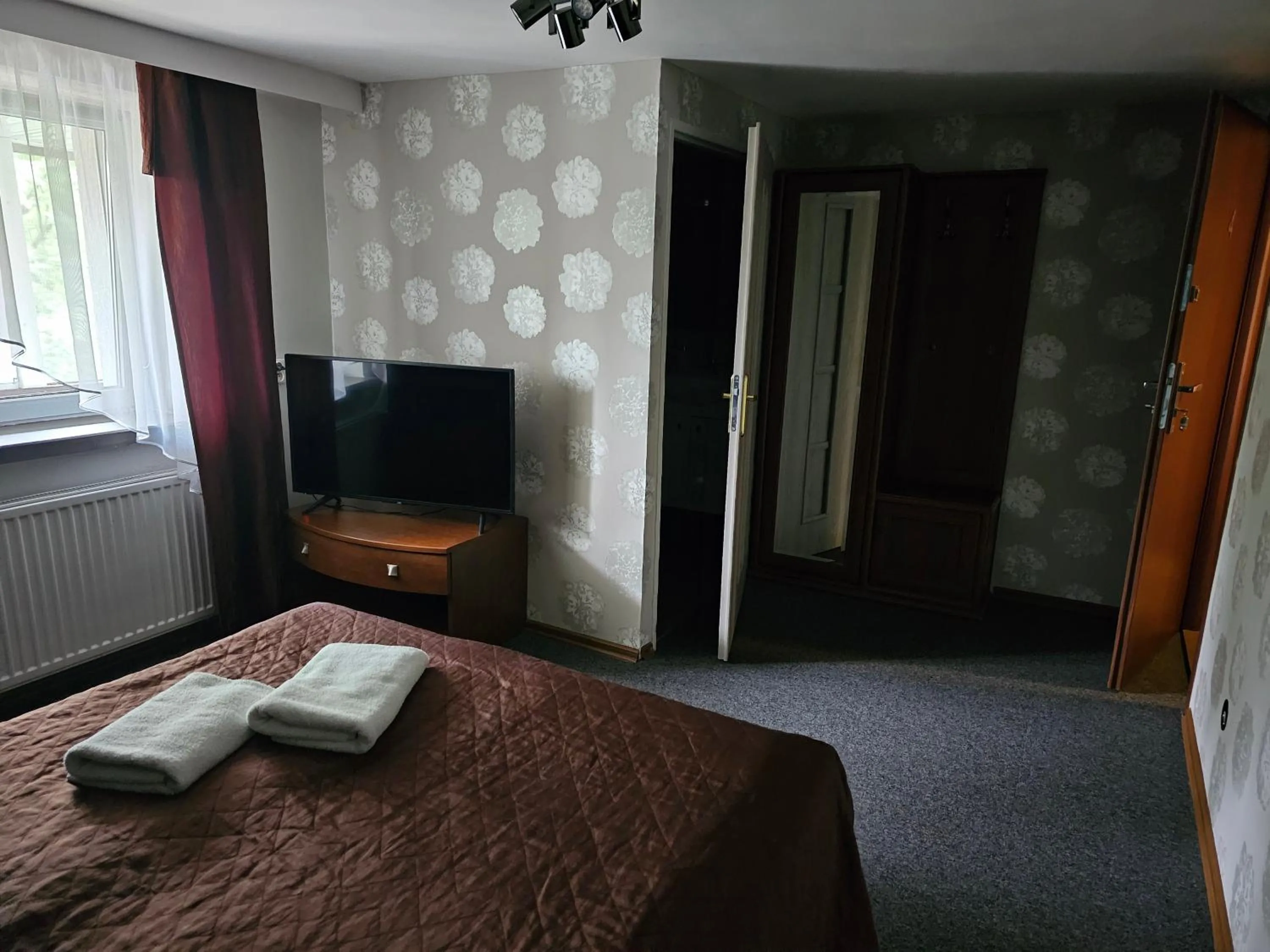 Bed in "Zacisze"