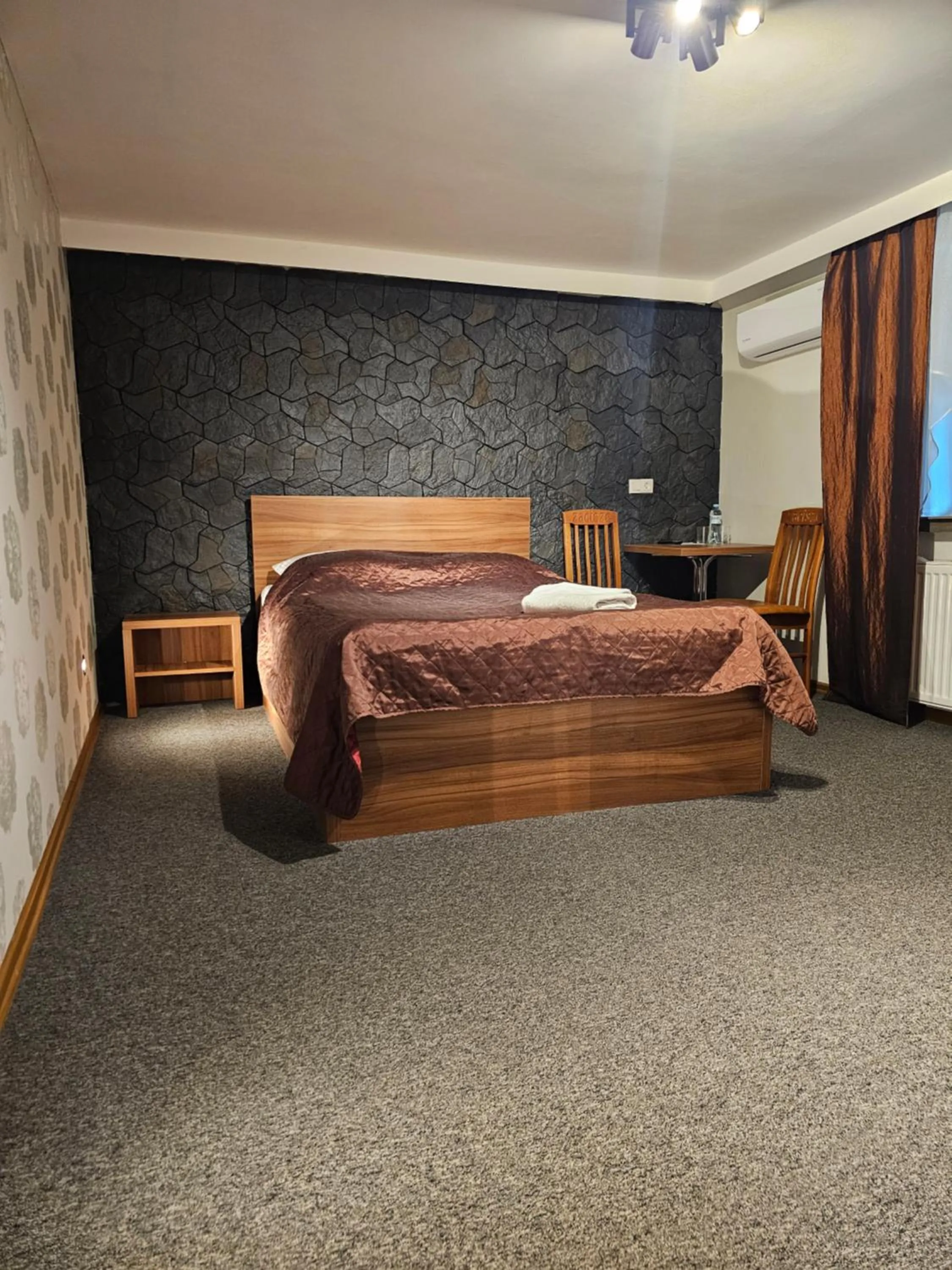 Bed in "Zacisze"