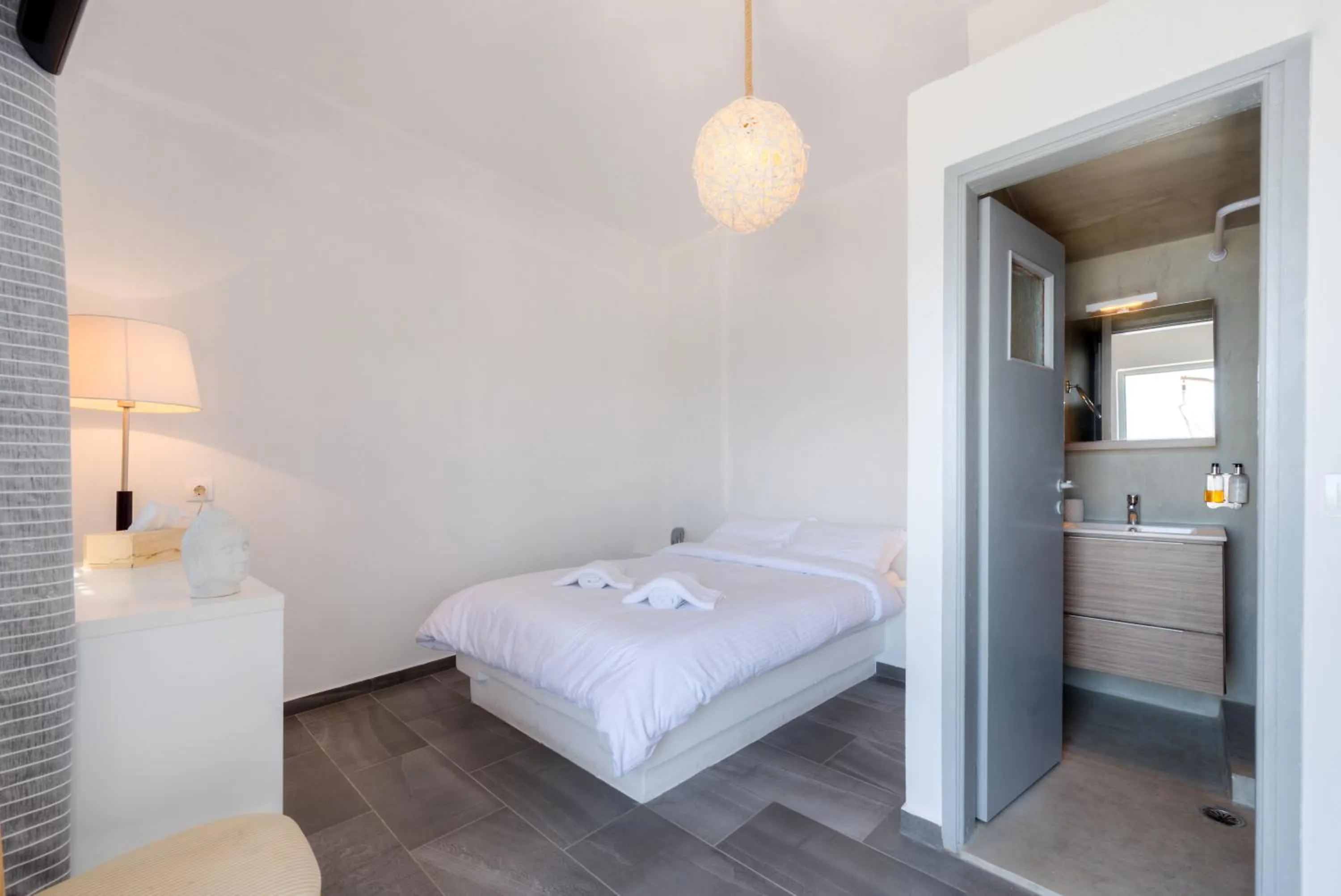 Bed in Katris Apartments