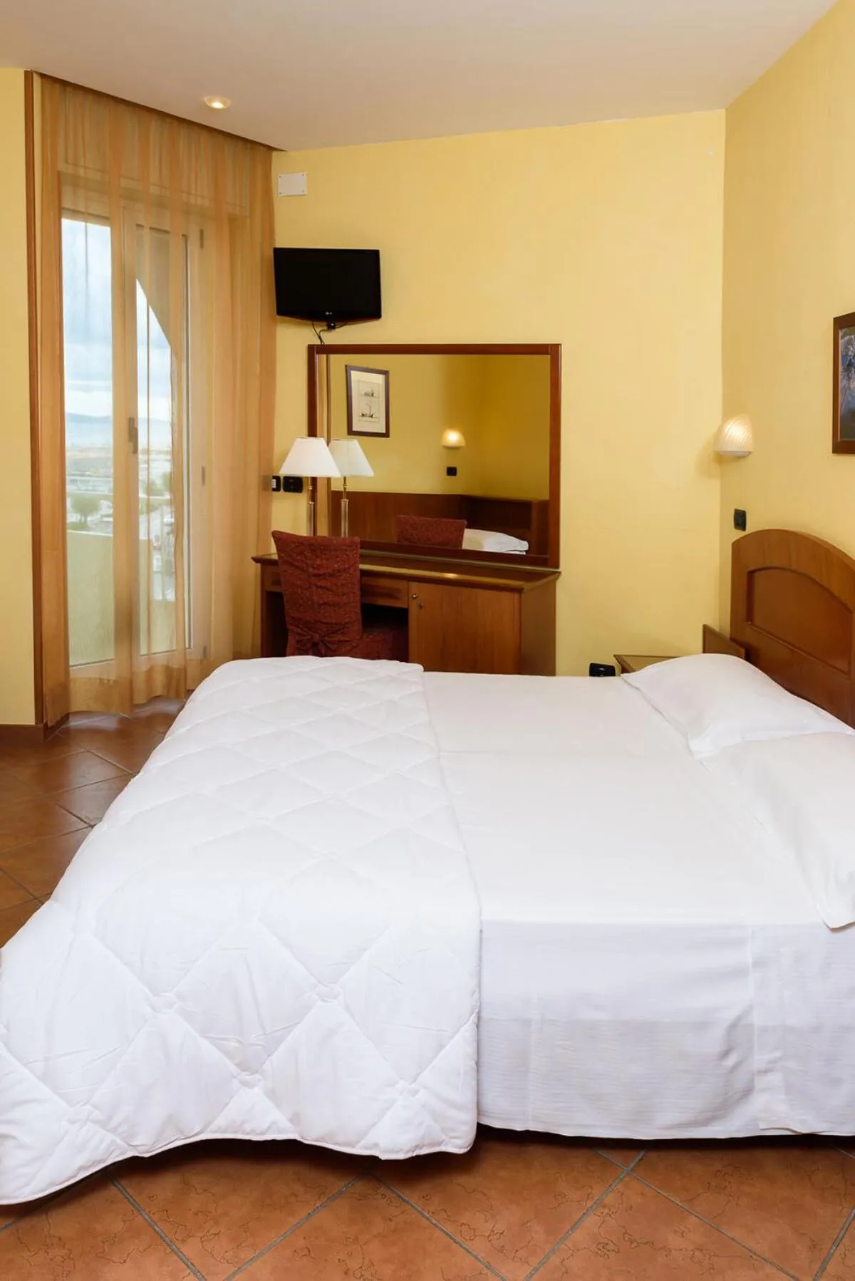 Bed in Hotel Audi Frontemare