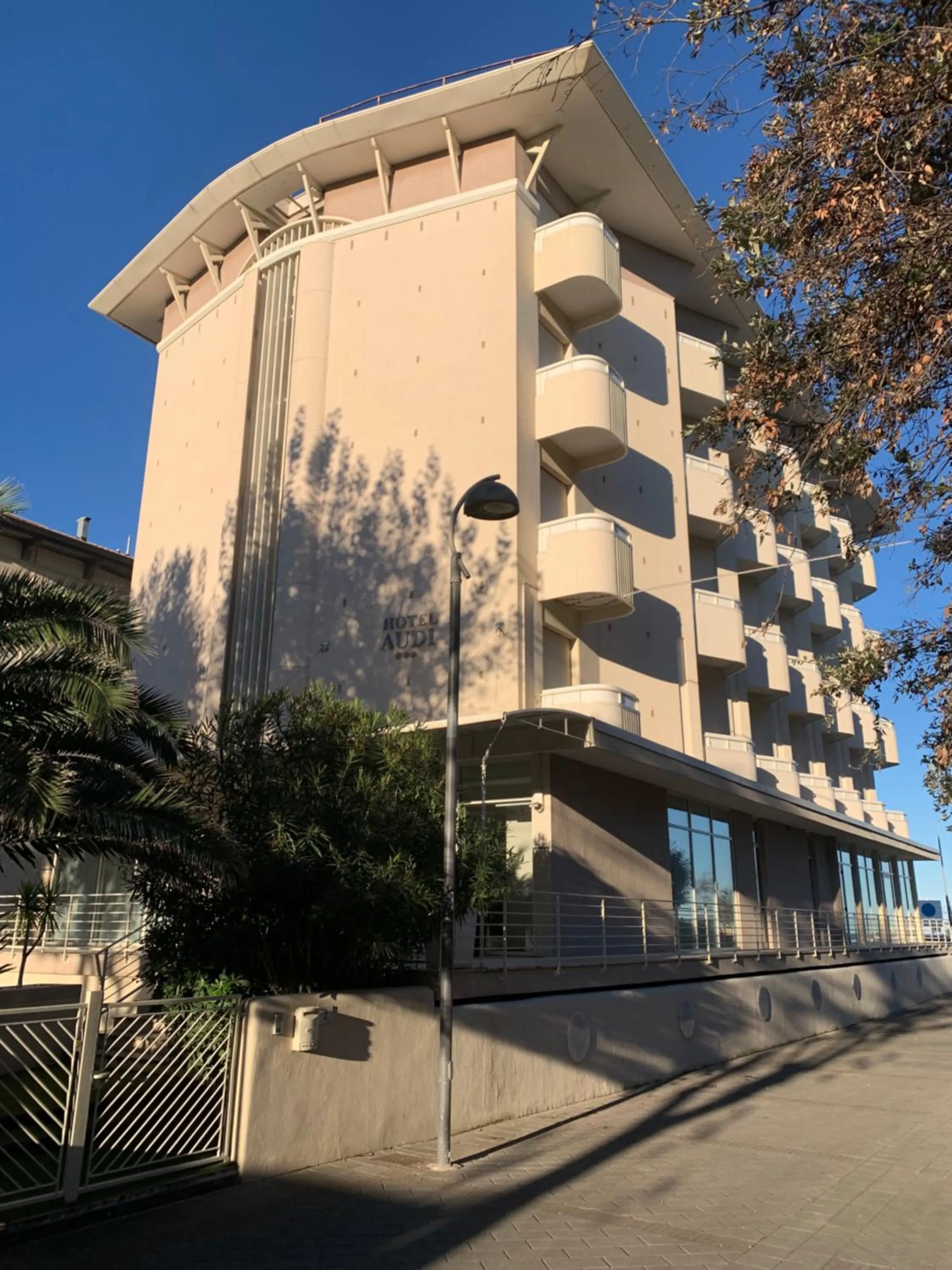 Property building in Hotel Audi Frontemare