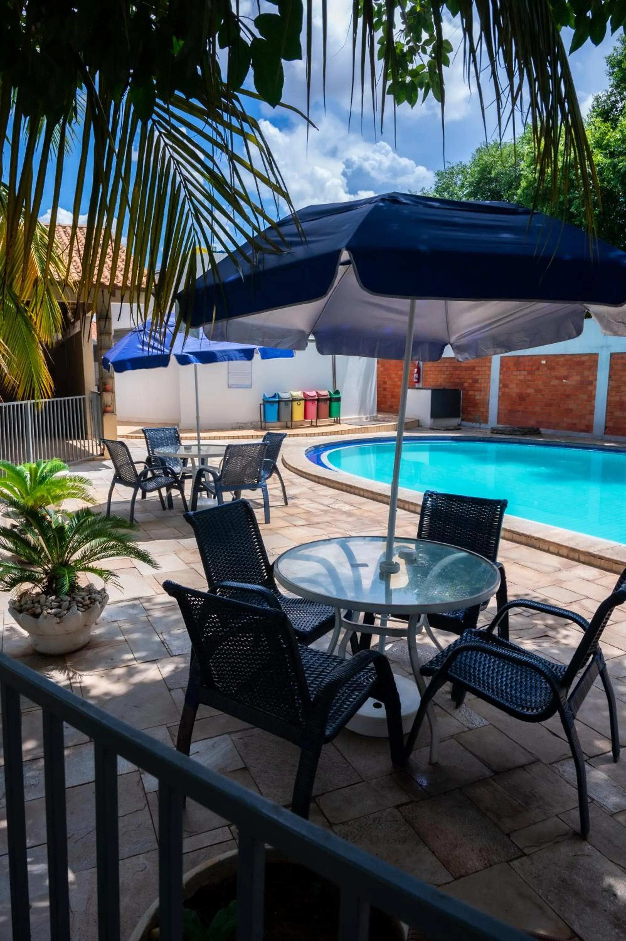 Swimming pool in Delcas Hotel