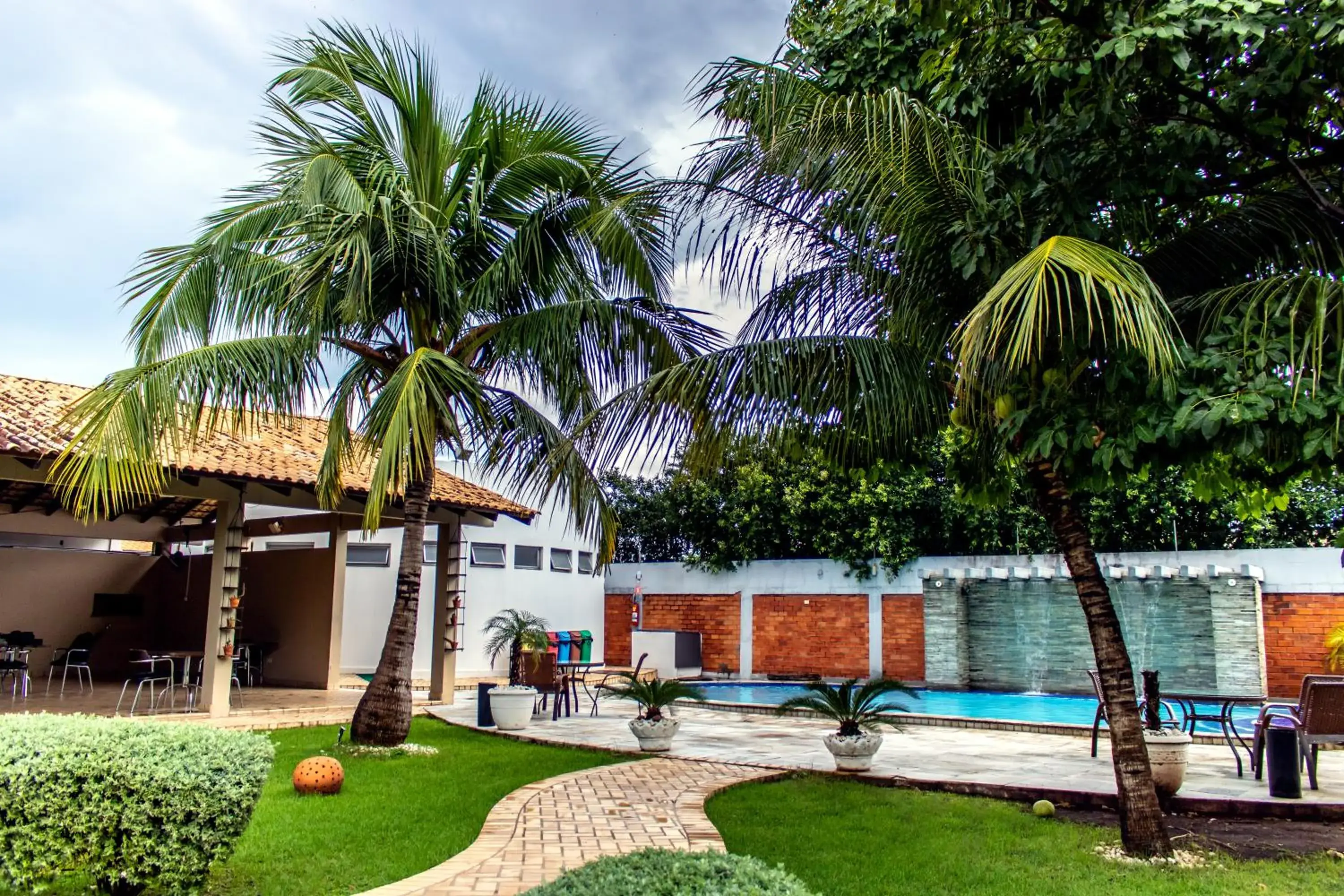 Swimming pool in Delcas Hotel Swimming pool in Delcas Hotel