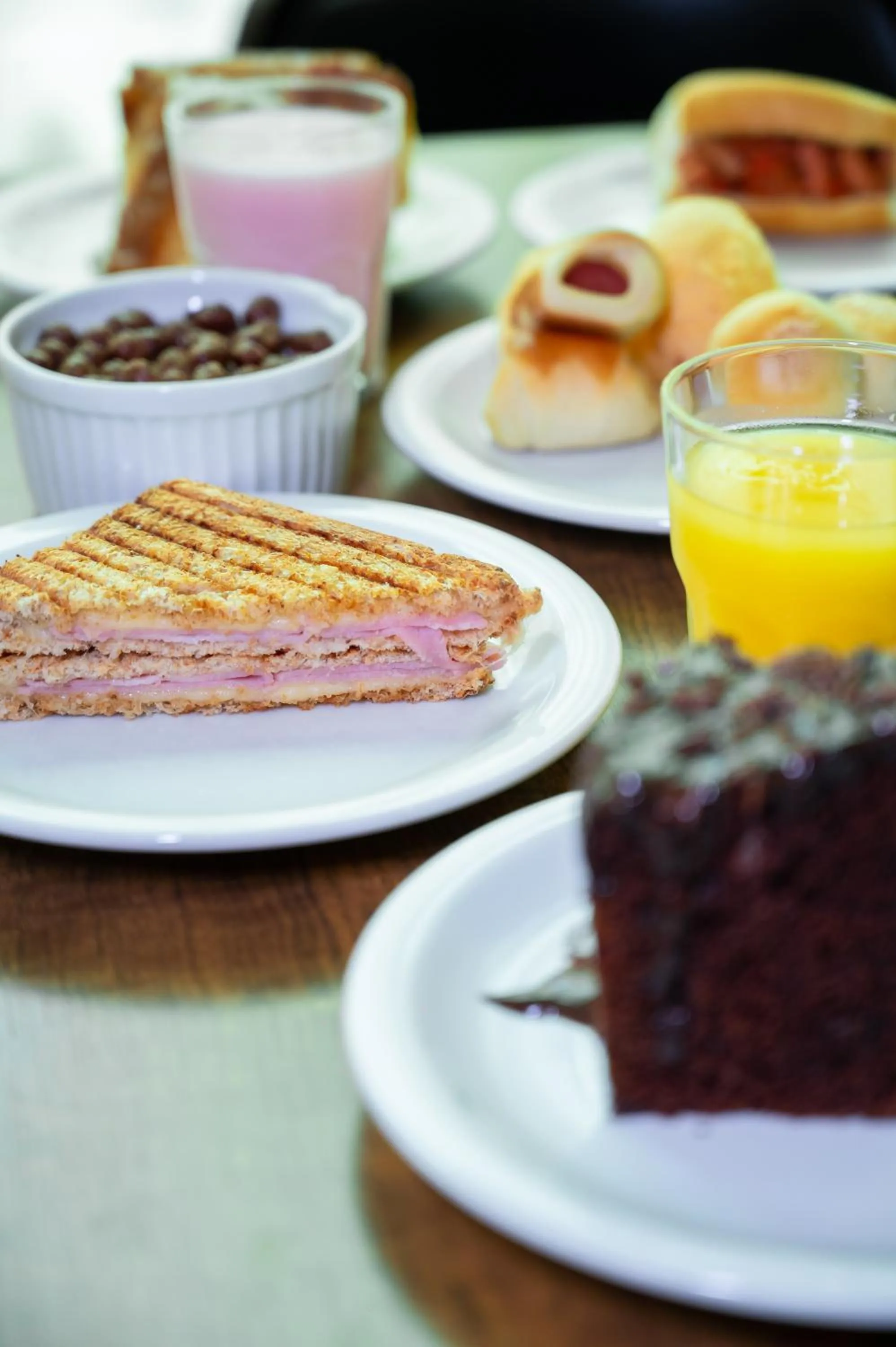 Breakfast in Delcas Hotel