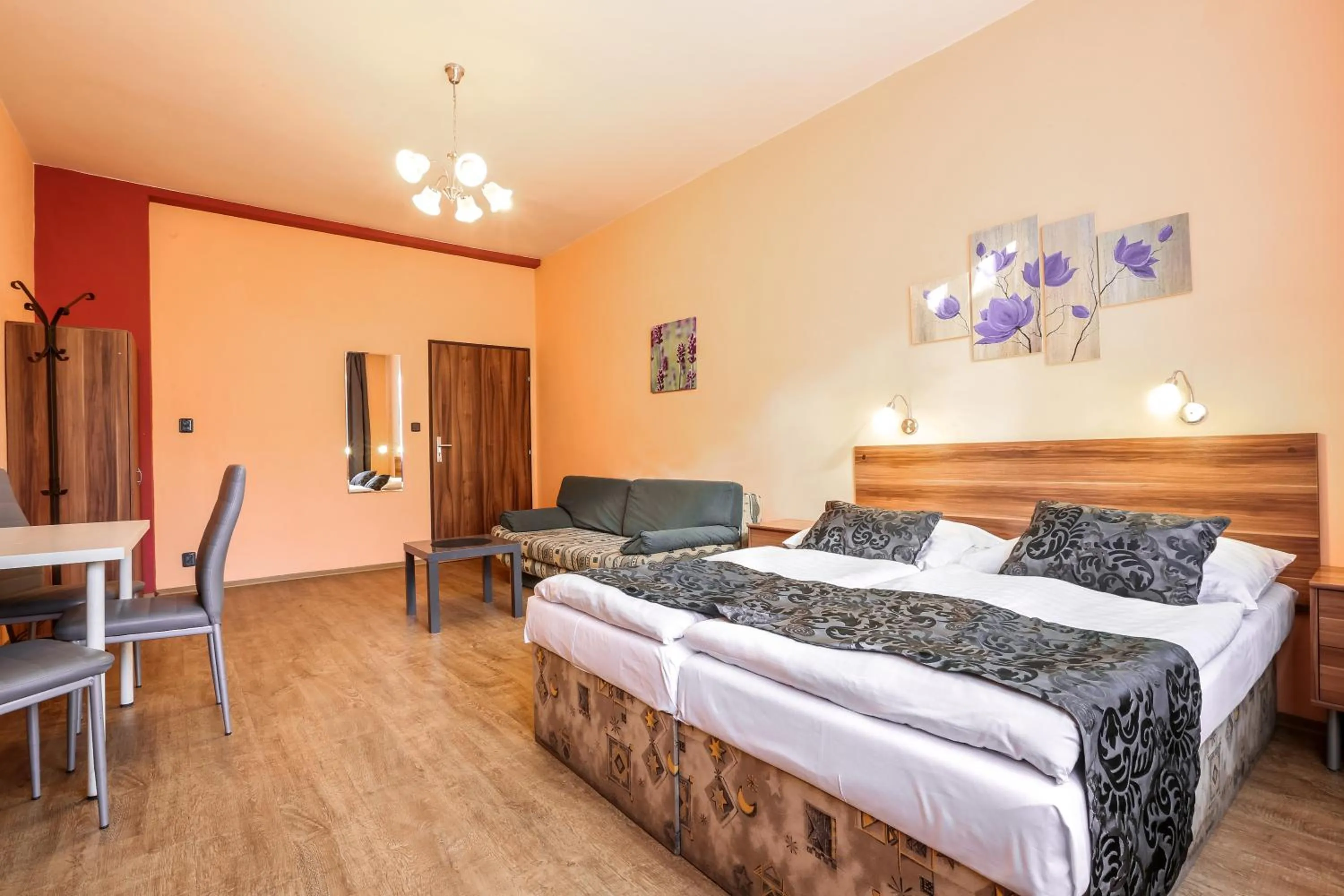 Bedroom, Bed in Rezidence Davids Apartments